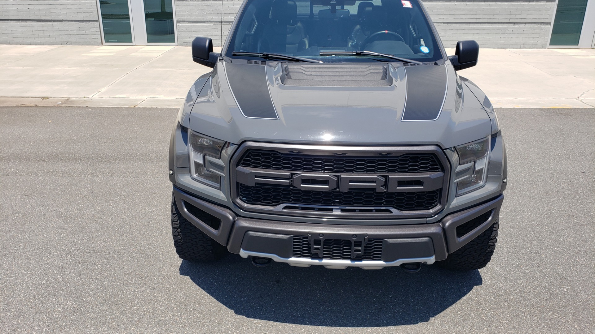 Used 2020 Ford F-150 RAPTOR 4X4 SUPERCREW / 3.5L ECOBOOST / 10-SPD AUTO / SUNROOF / REARVIEW for sale Sold at Formula Imports in Charlotte NC 28227 28
