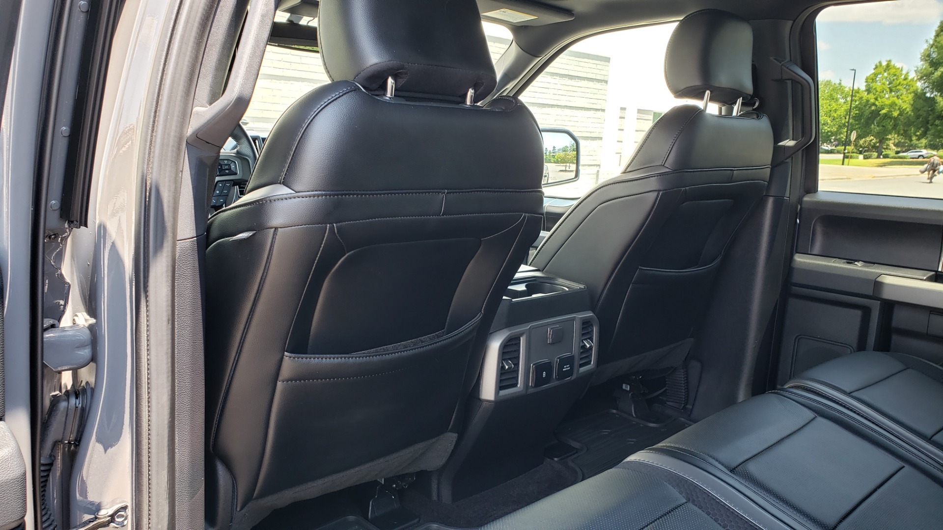Used 2020 Ford F-150 RAPTOR 4X4 SUPERCREW / 3.5L ECOBOOST / 10-SPD AUTO / SUNROOF / REARVIEW for sale $82,500 at Formula Imports in Charlotte NC 28227 60