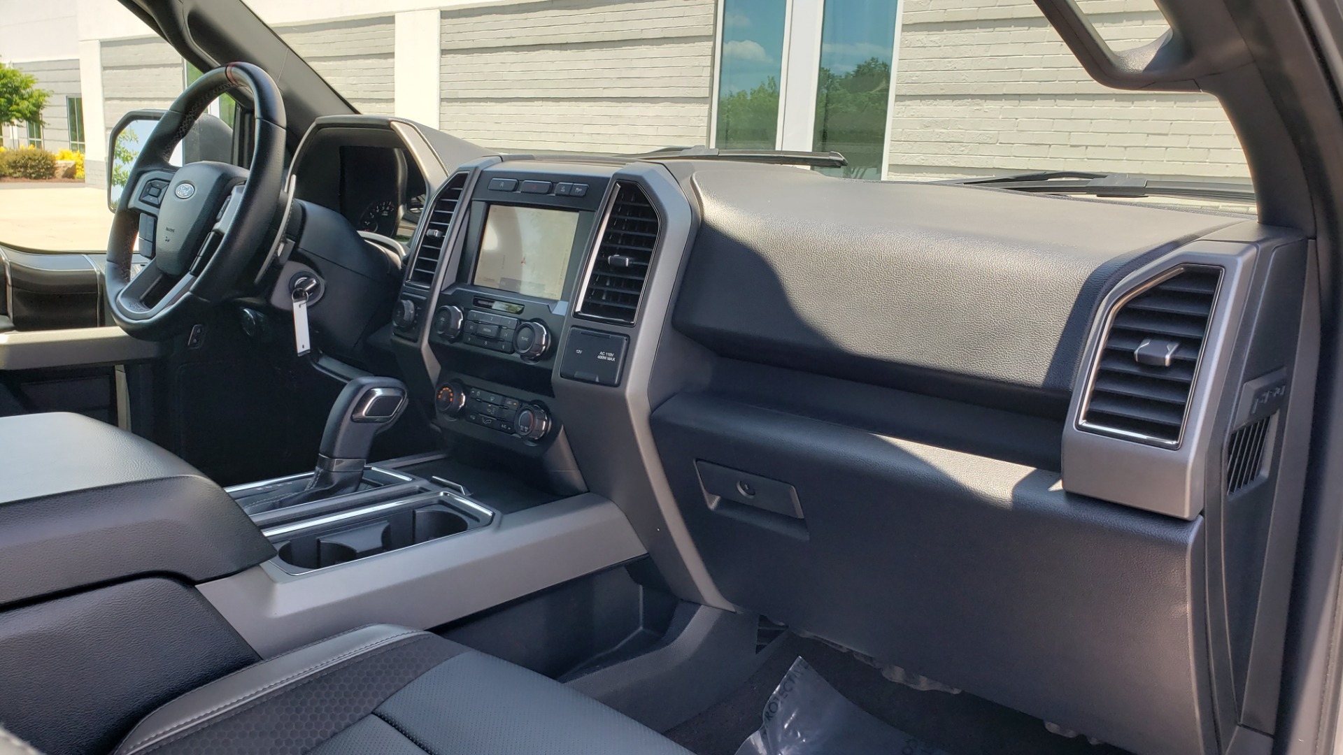 Used 2020 Ford F-150 RAPTOR 4X4 SUPERCREW / 3.5L ECOBOOST / 10-SPD AUTO / SUNROOF / REARVIEW for sale Sold at Formula Imports in Charlotte NC 28227 68