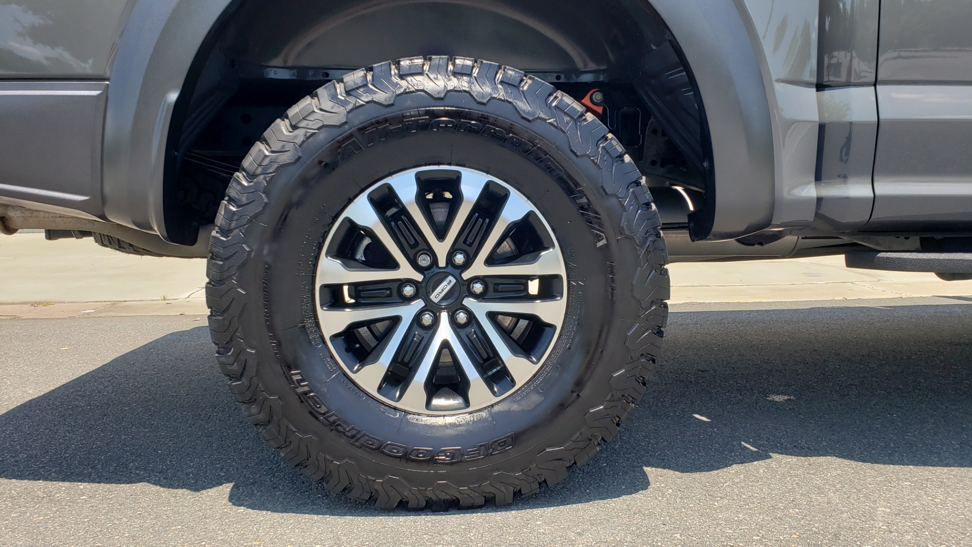 Used 2020 Ford F-150 RAPTOR 4X4 SUPERCREW / 3.5L ECOBOOST / 10-SPD AUTO / SUNROOF / REARVIEW for sale Sold at Formula Imports in Charlotte NC 28227 80