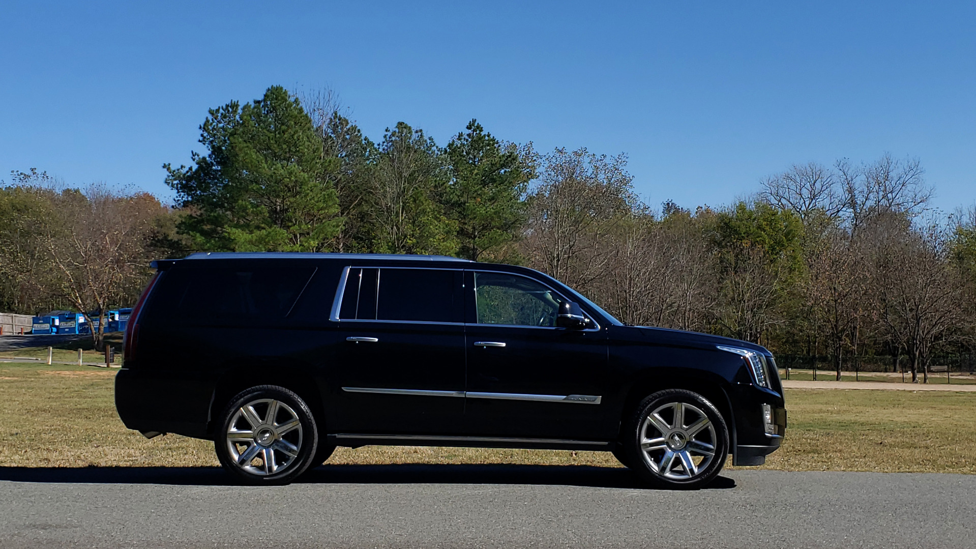 Used 2016 Cadillac ESCALADE ESV PREMIUM COLLECTION / NAV / 3-ROW / SUNROOF / CAMERA for sale Sold at Formula Imports in Charlotte NC 28227 12