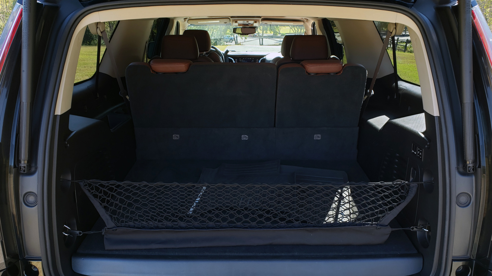 Used 2016 Cadillac ESCALADE ESV PREMIUM COLLECTION / NAV / 3-ROW / SUNROOF / CAMERA for sale Sold at Formula Imports in Charlotte NC 28227 21