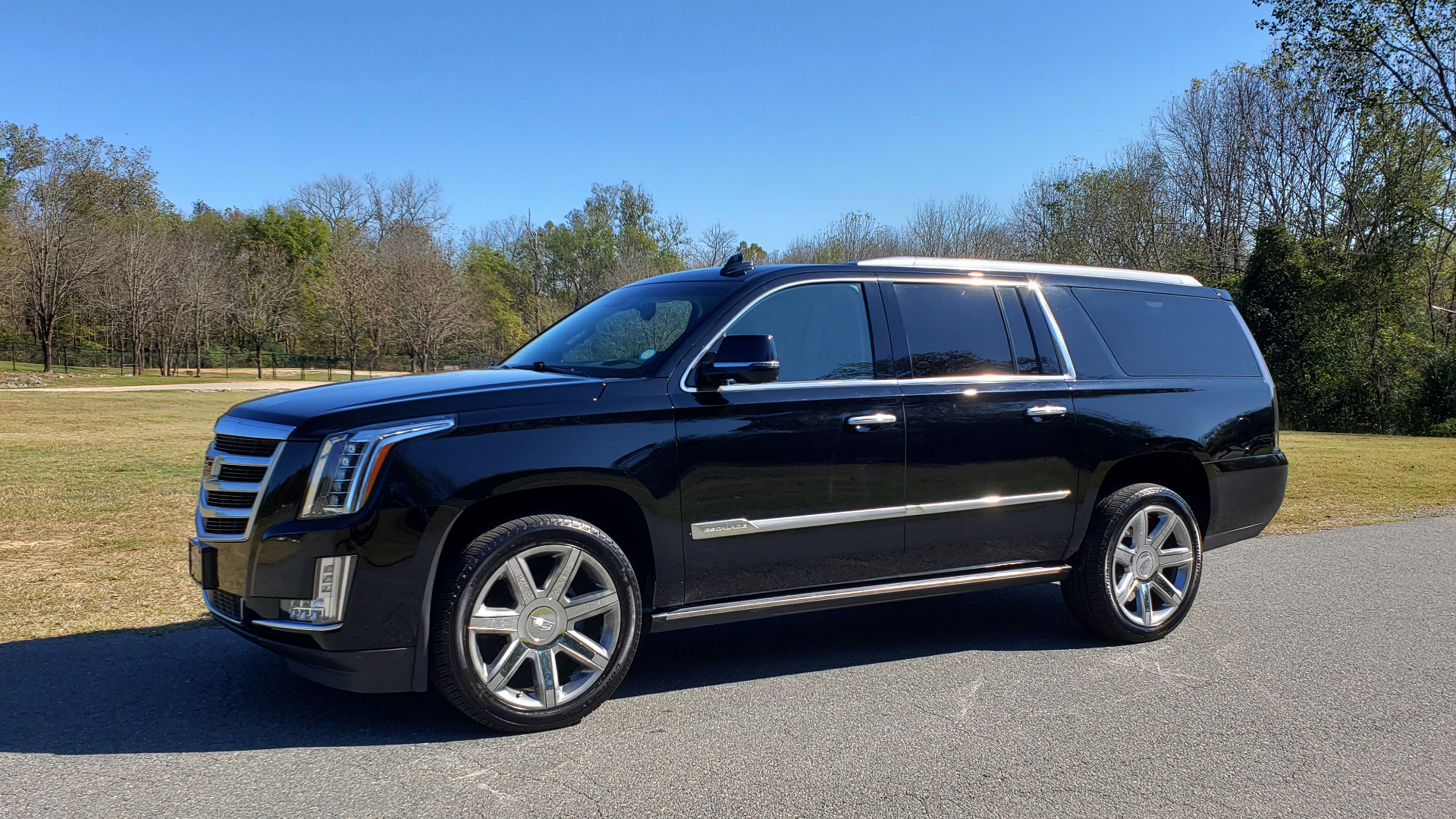 Used 2016 Cadillac ESCALADE ESV PREMIUM COLLECTION / NAV / 3-ROW / SUNROOF / CAMERA for sale Sold at Formula Imports in Charlotte NC 28227 5