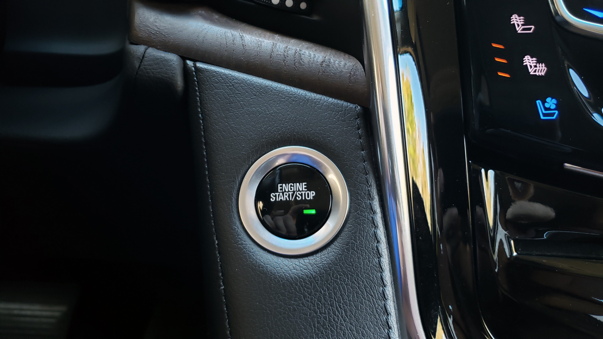 Used 2016 Cadillac ESCALADE ESV PREMIUM COLLECTION / NAV / 3-ROW / SUNROOF / CAMERA for sale Sold at Formula Imports in Charlotte NC 28227 56