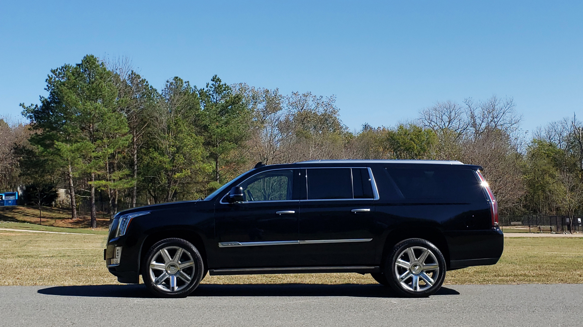 Used 2016 Cadillac ESCALADE ESV PREMIUM COLLECTION / NAV / 3-ROW / SUNROOF / CAMERA for sale Sold at Formula Imports in Charlotte NC 28227 6