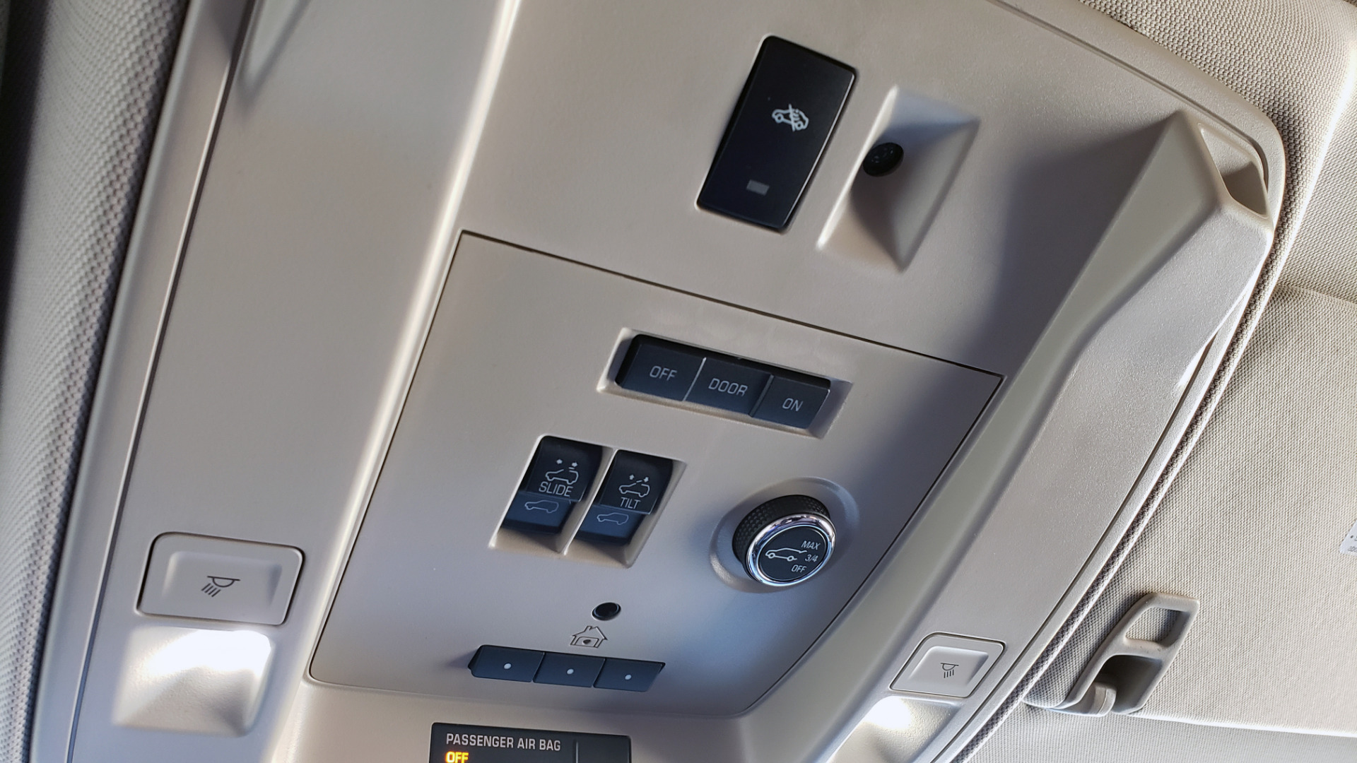 Used 2016 Cadillac ESCALADE ESV PREMIUM COLLECTION / NAV / 3-ROW / SUNROOF / CAMERA for sale Sold at Formula Imports in Charlotte NC 28227 70