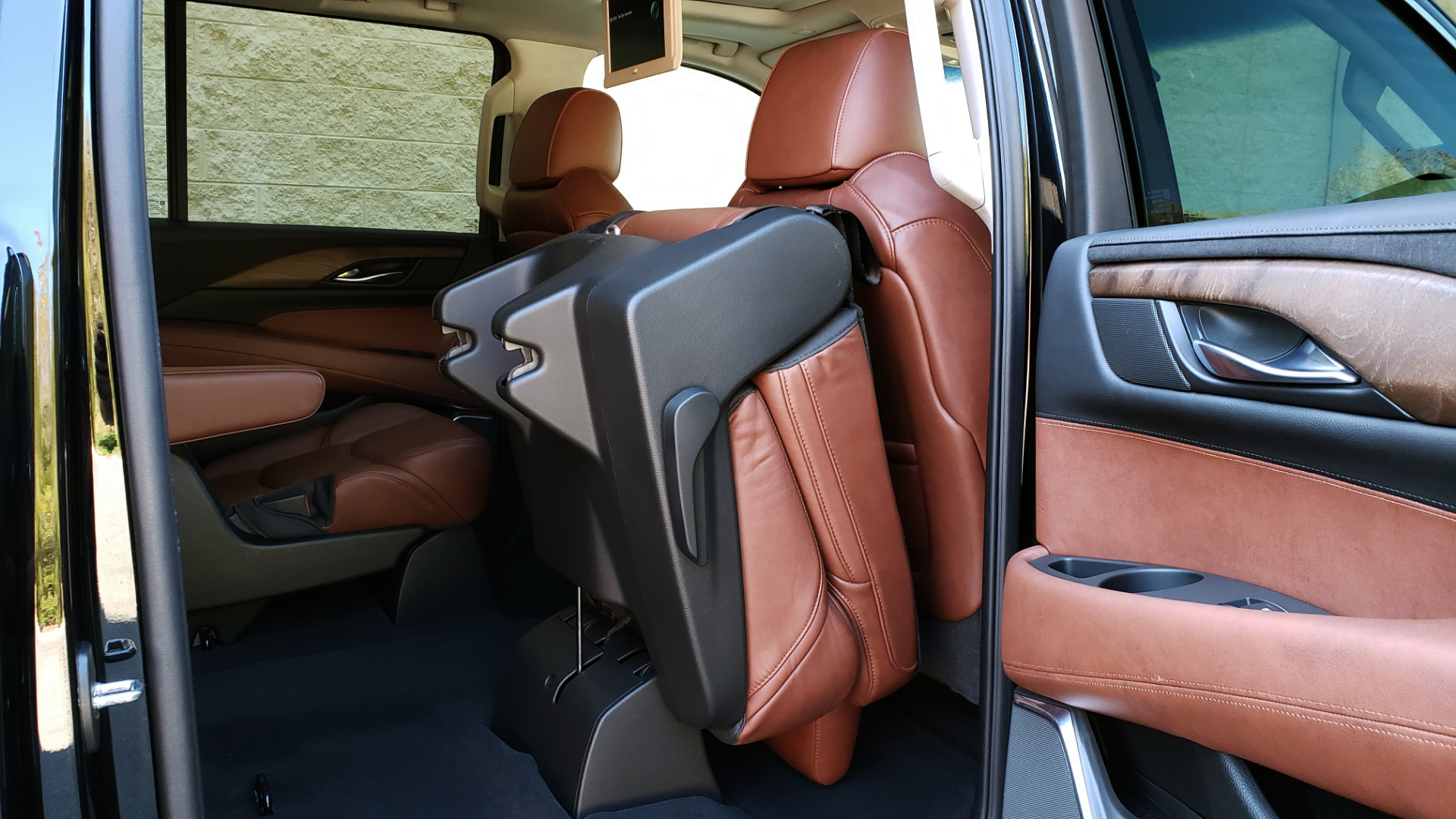 Used 2016 Cadillac ESCALADE ESV PREMIUM COLLECTION / NAV / 3-ROW / SUNROOF / CAMERA for sale Sold at Formula Imports in Charlotte NC 28227 80