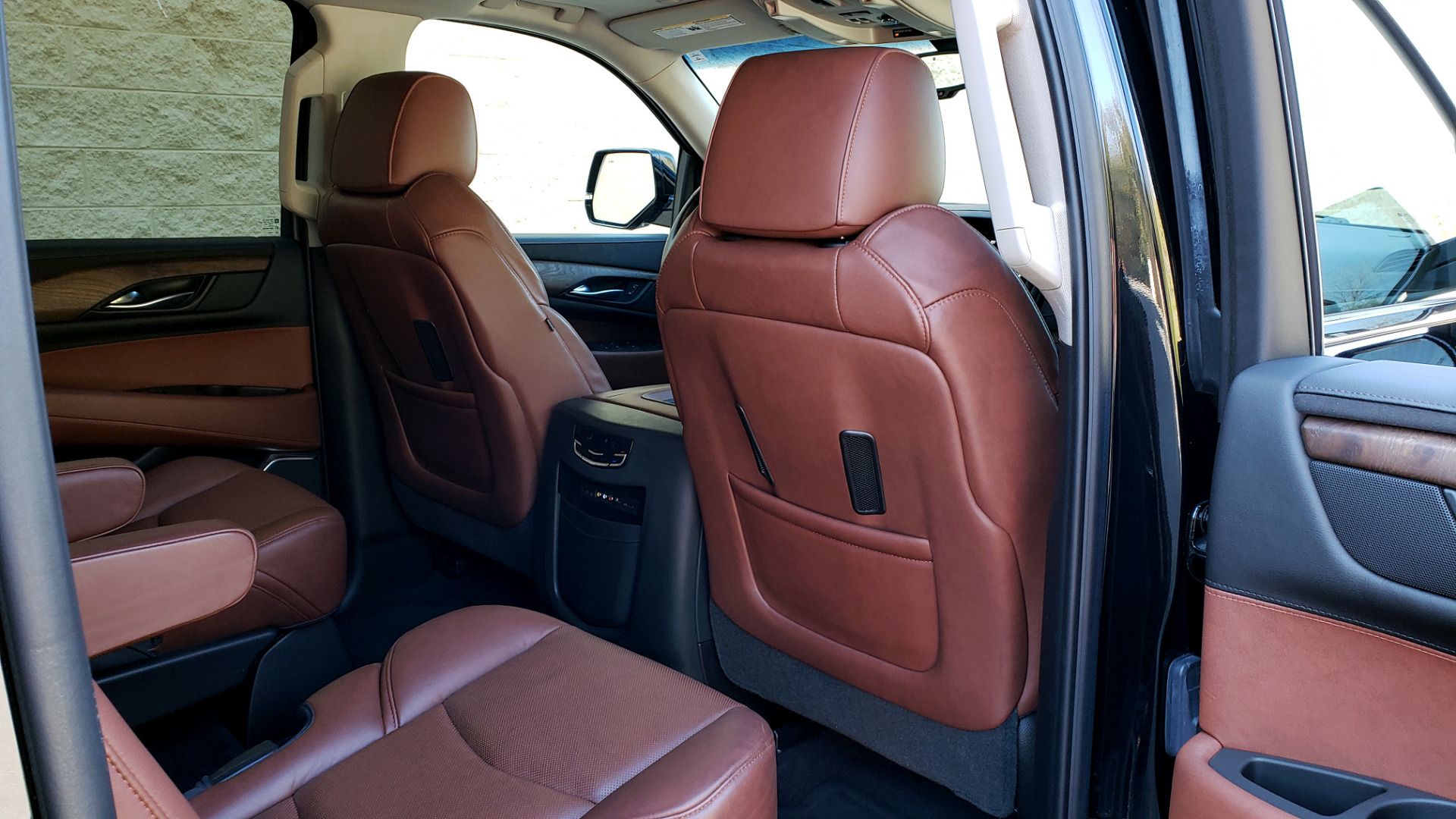 Used 2016 Cadillac ESCALADE ESV PREMIUM COLLECTION / NAV / 3-ROW / SUNROOF / CAMERA for sale Sold at Formula Imports in Charlotte NC 28227 96