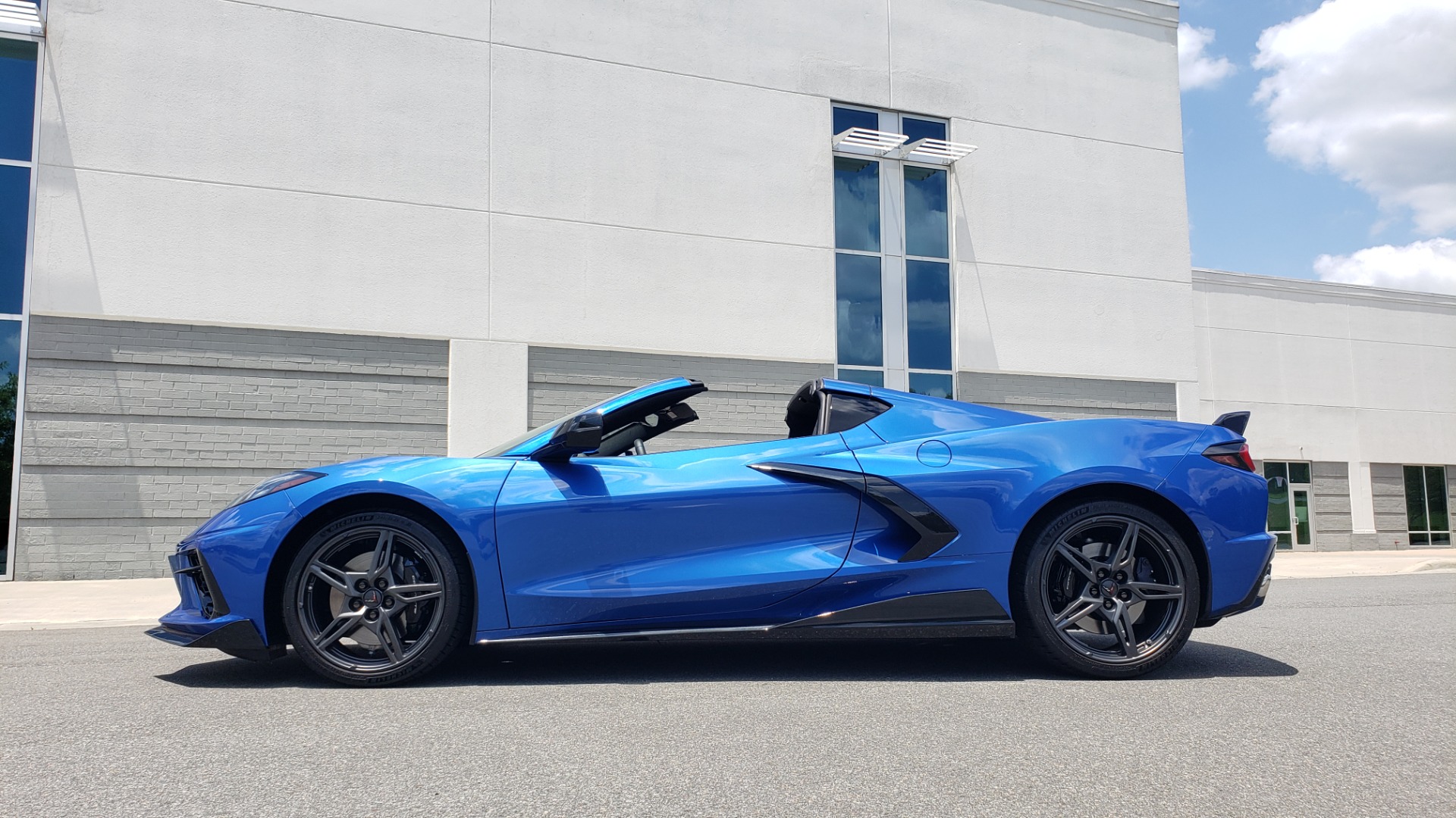 Used 2020 Chevrolet CORVETTE C8 STINGRAY COUPE 2LT / PERF & Z51 PKG / NAV / BOSE / 8-SPD AUTO / REARVIEW for sale Sold at Formula Imports in Charlotte NC 28227 13