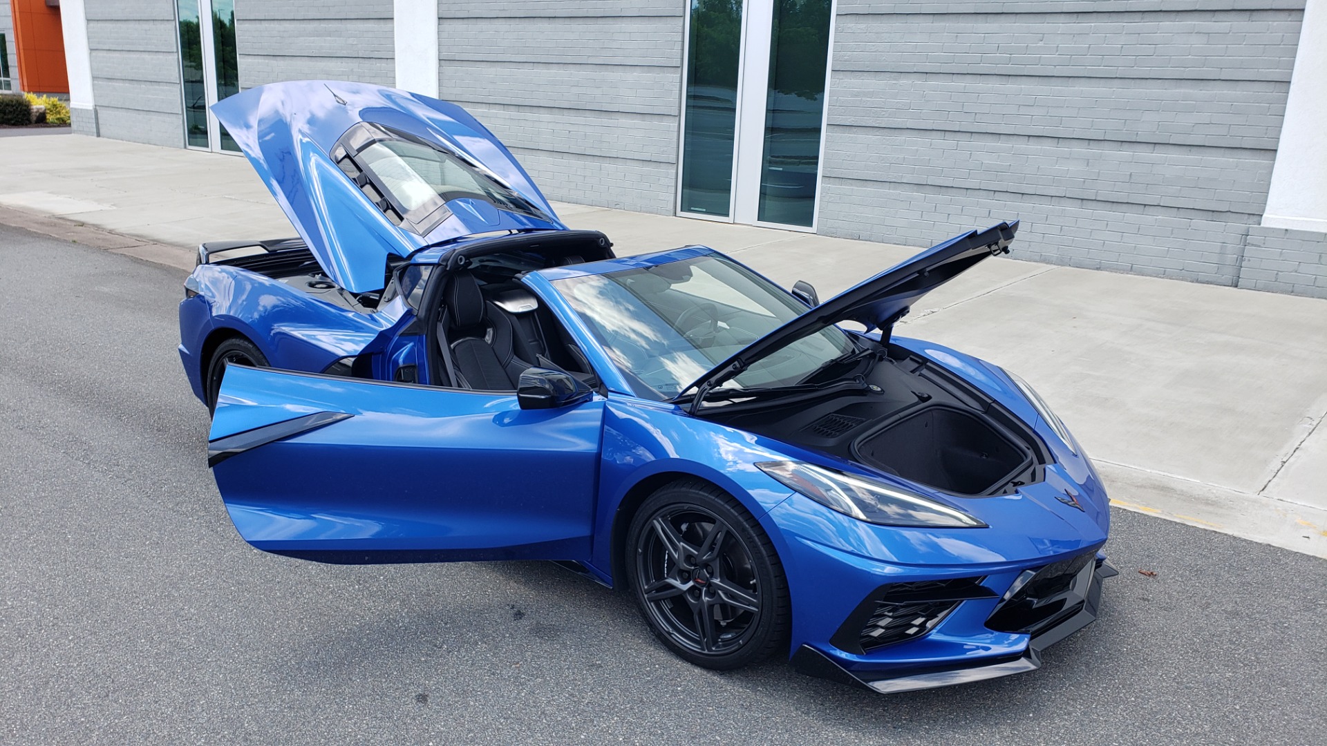 Used 2020 Chevrolet CORVETTE C8 STINGRAY COUPE 2LT / PERF & Z51 PKG / NAV / BOSE / 8-SPD AUTO / REARVIEW for sale Sold at Formula Imports in Charlotte NC 28227 23