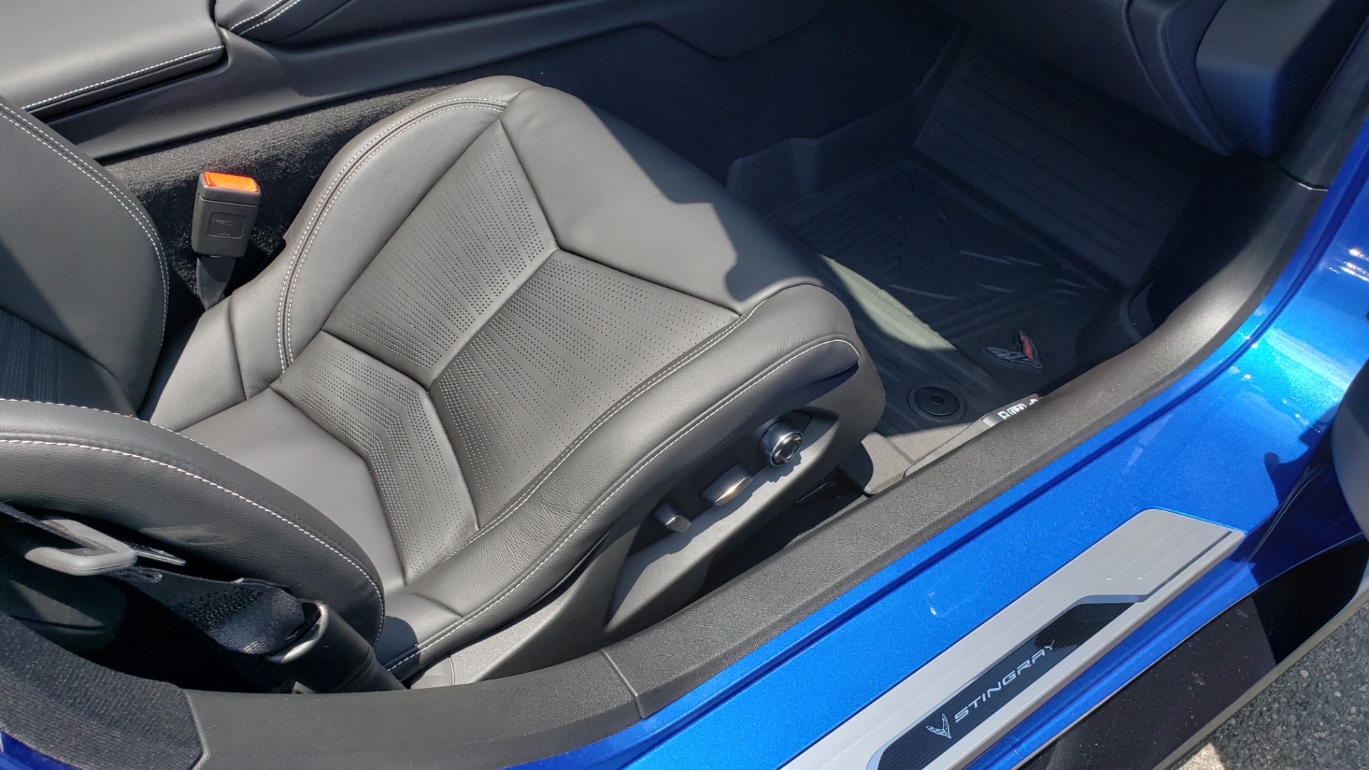 Used 2020 Chevrolet CORVETTE C8 STINGRAY COUPE 2LT / PERF & Z51 PKG / NAV / BOSE / 8-SPD AUTO / REARVIEW for sale Sold at Formula Imports in Charlotte NC 28227 37