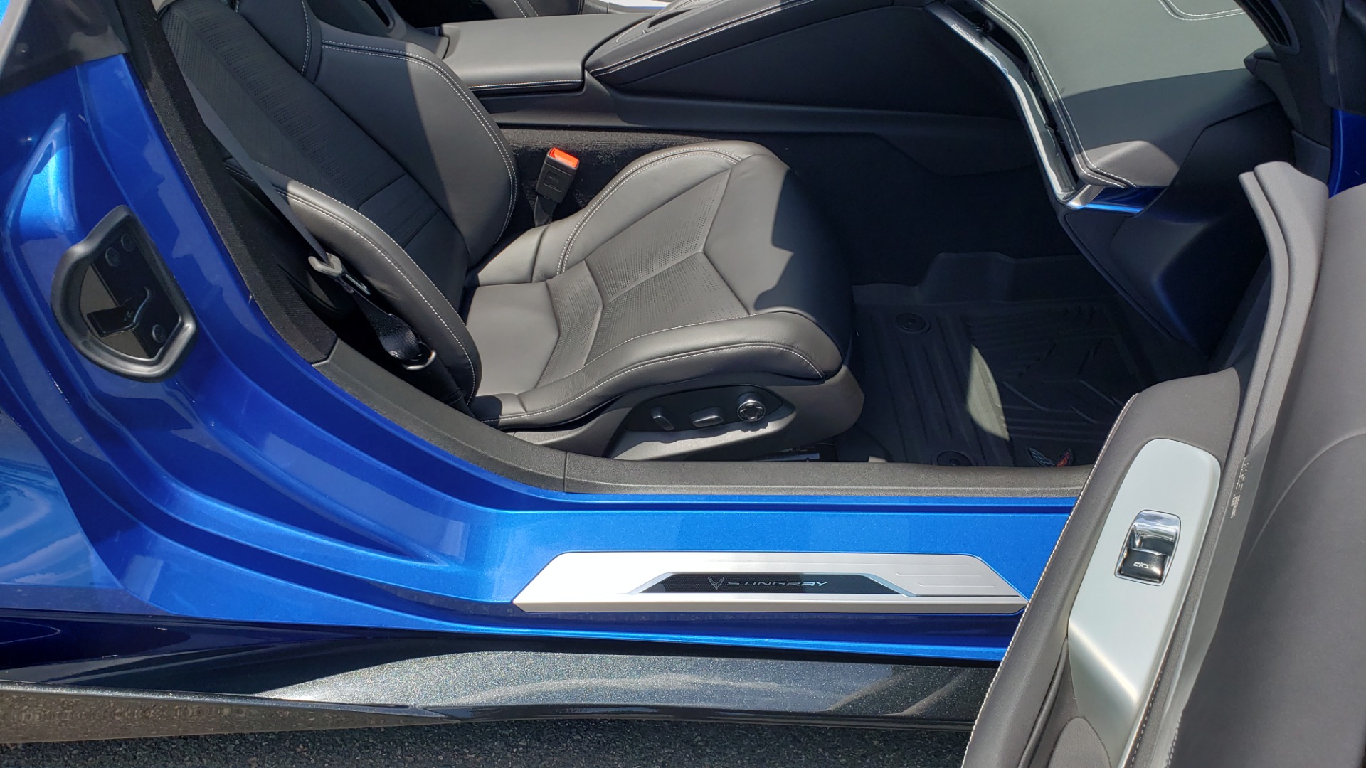 Used 2020 Chevrolet CORVETTE C8 STINGRAY COUPE 2LT / PERF & Z51 PKG / NAV / BOSE / 8-SPD AUTO / REARVIEW for sale Sold at Formula Imports in Charlotte NC 28227 41