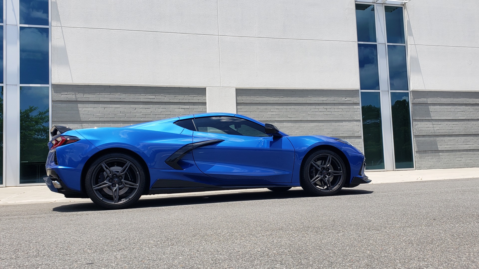 Used 2020 Chevrolet CORVETTE C8 STINGRAY COUPE 2LT / PERF & Z51 PKG / NAV / BOSE / 8-SPD AUTO / REARVIEW for sale Sold at Formula Imports in Charlotte NC 28227 5