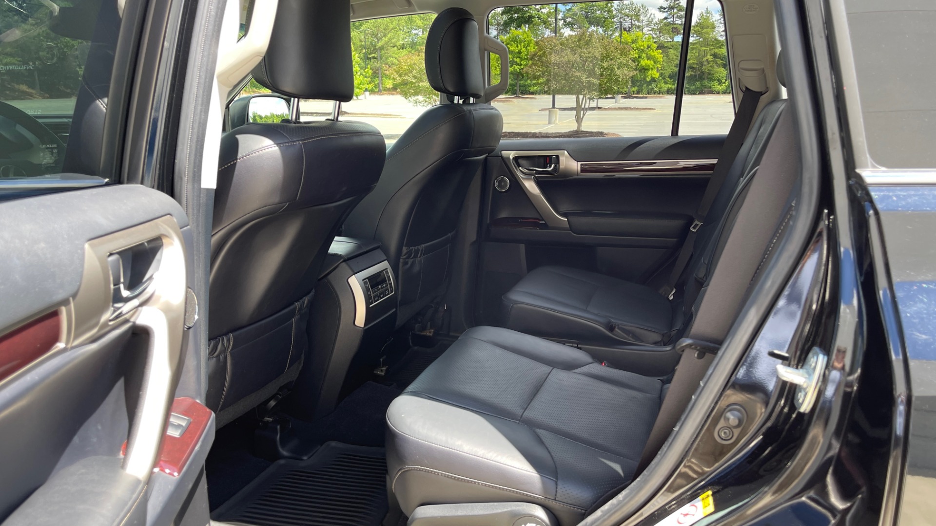 Used 2017 Lexus GX GX 460 LUXURY / AWD / NAV / SUNROOF / MARK LEV SND / REARVIEW for sale Sold at Formula Imports in Charlotte NC 28227 45