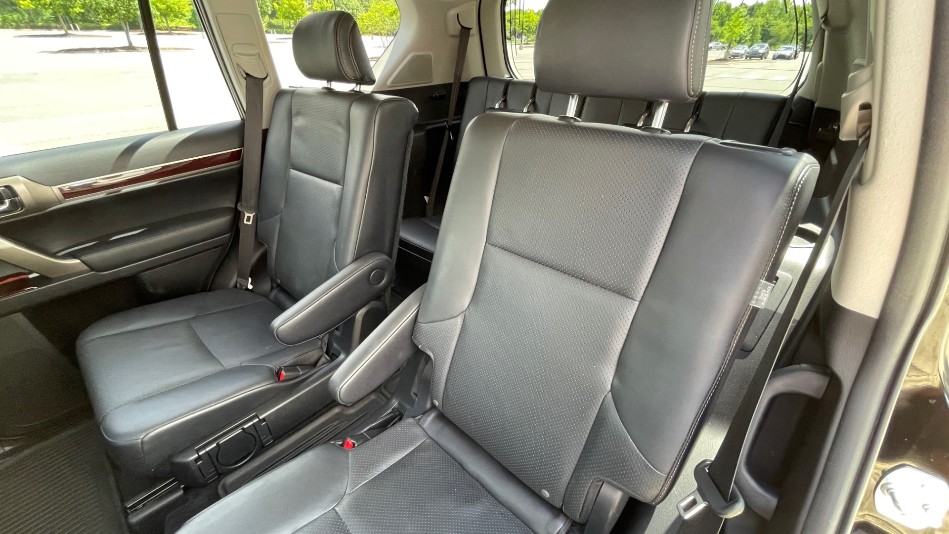 Used 2017 Lexus GX GX 460 LUXURY / AWD / NAV / SUNROOF / MARK LEV SND / REARVIEW for sale Sold at Formula Imports in Charlotte NC 28227 48
