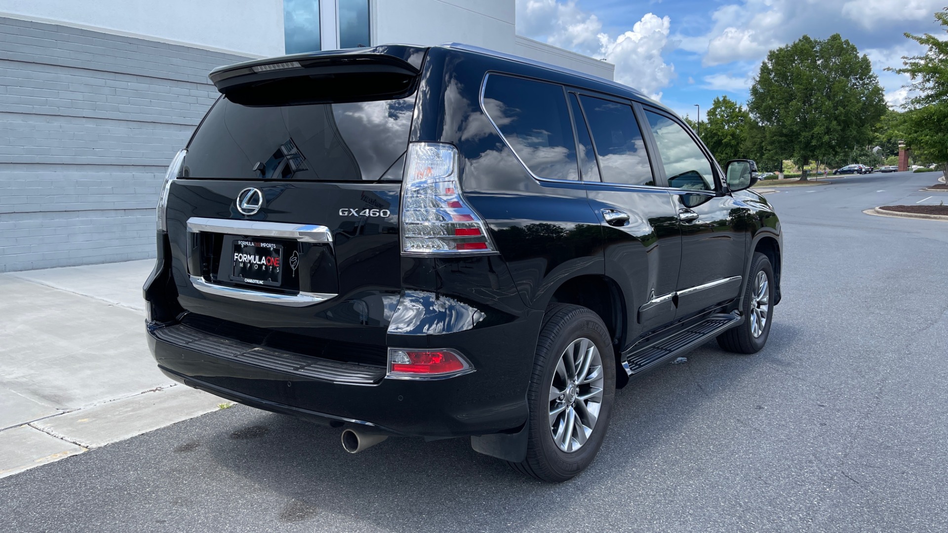 Used 2017 Lexus GX GX 460 LUXURY / AWD / NAV / SUNROOF / MARK LEV SND / REARVIEW for sale Sold at Formula Imports in Charlotte NC 28227 5