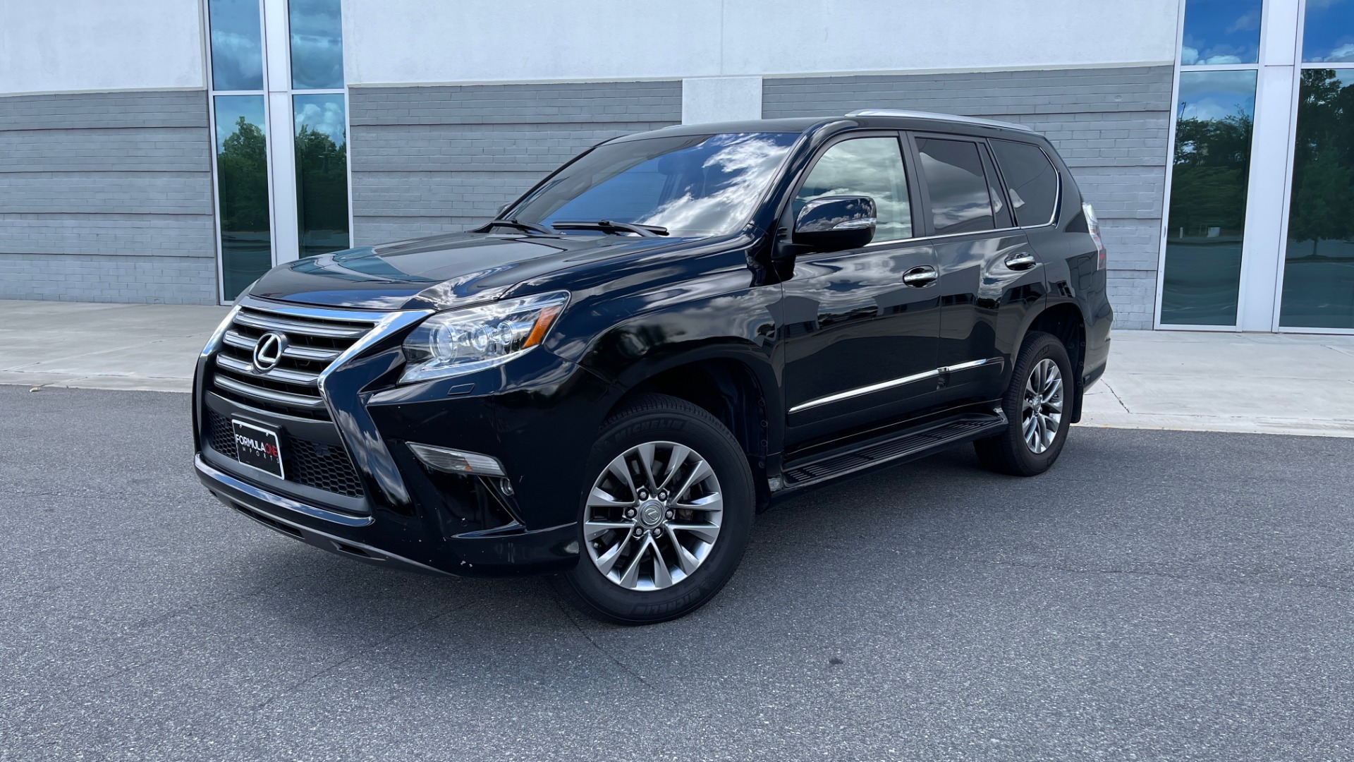 Used 2017 Lexus GX GX 460 LUXURY / AWD / NAV / SUNROOF / MARK LEV SND / REARVIEW for sale Sold at Formula Imports in Charlotte NC 28227 1