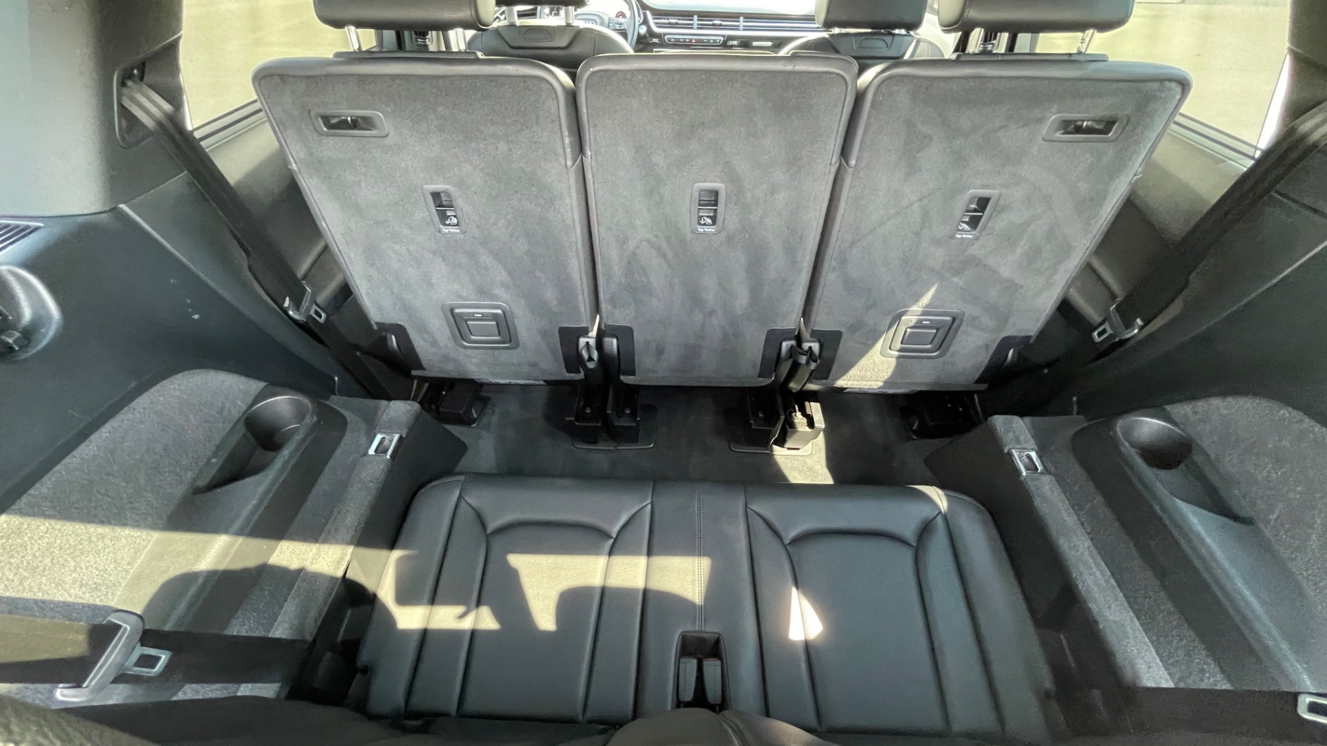 Used 2018 Audi Q7 PRESTIGE TIPTRONIC / NAV / SUNROOF / ADAPTIVE PKG / DRVR ASST / CLD WTHR / for sale Sold at Formula Imports in Charlotte NC 28227 20