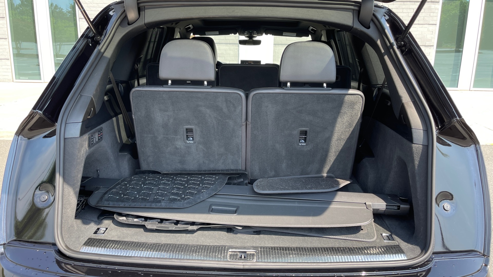 Used 2018 Audi Q7 PRESTIGE TIPTRONIC / NAV / SUNROOF / ADAPTIVE PKG / DRVR ASST / CLD WTHR / for sale Sold at Formula Imports in Charlotte NC 28227 23