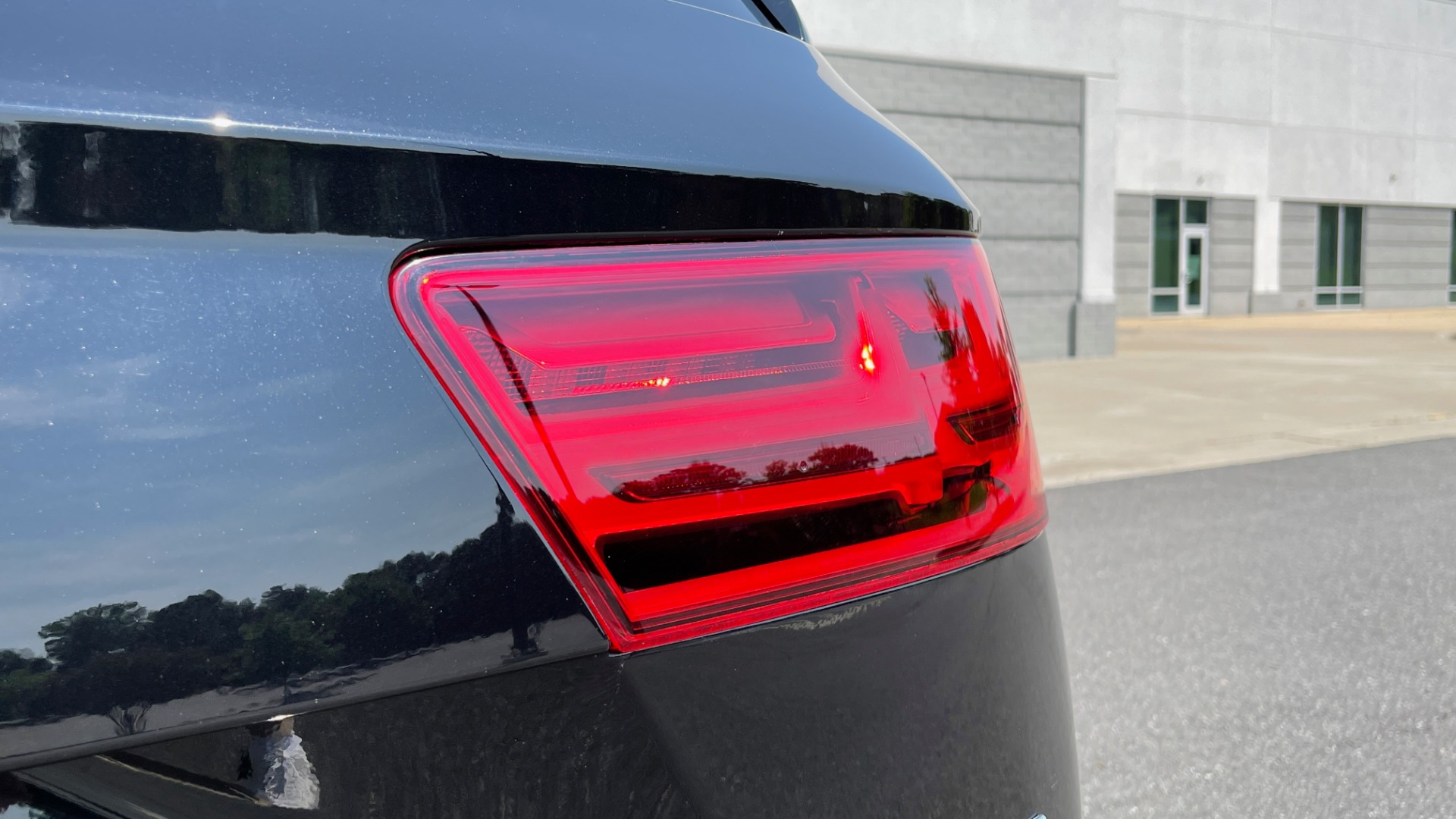Used 2018 Audi Q7 PRESTIGE TIPTRONIC / NAV / SUNROOF / ADAPTIVE PKG / DRVR ASST / CLD WTHR / for sale Sold at Formula Imports in Charlotte NC 28227 26