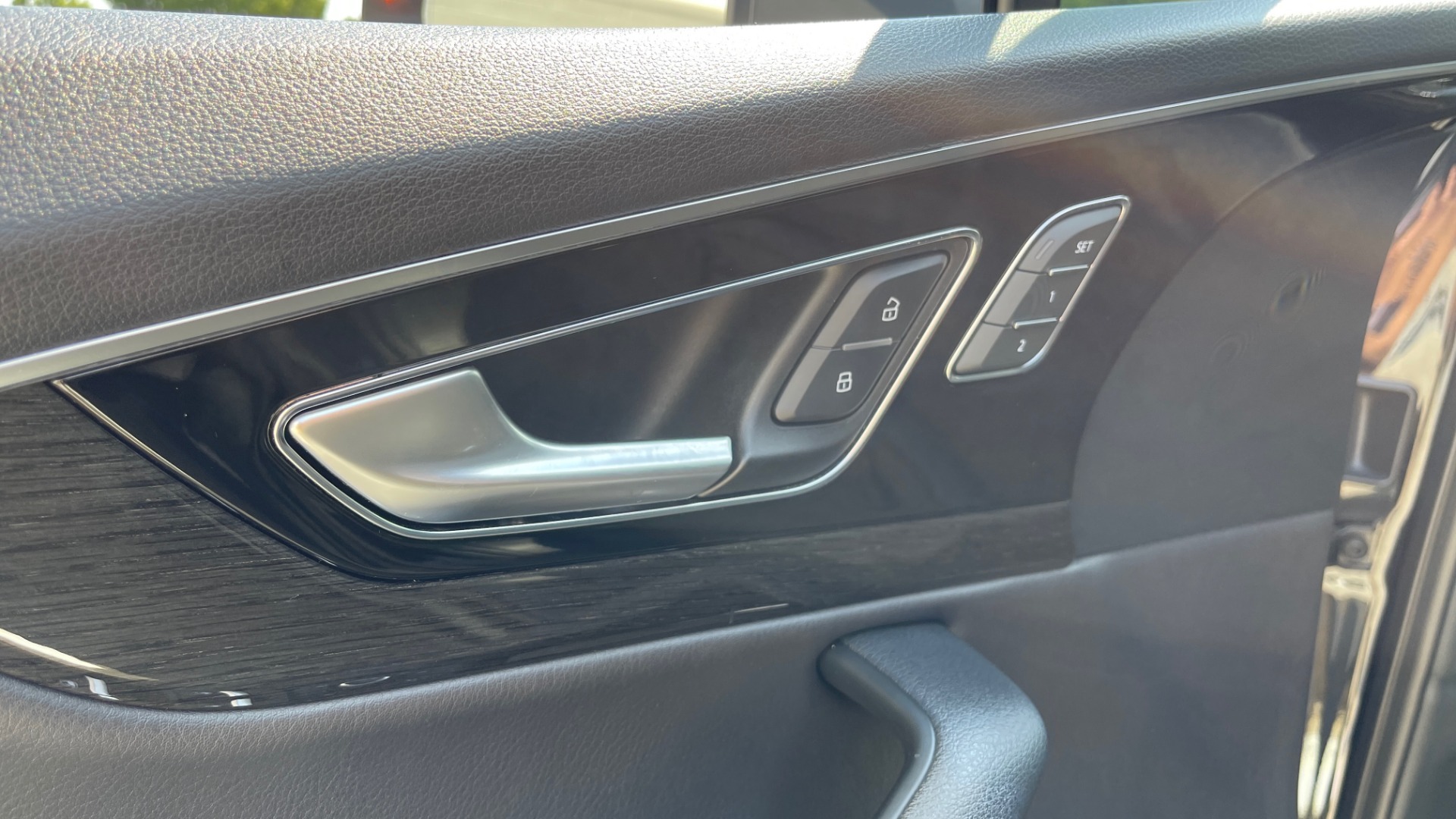 Used 2018 Audi Q7 PRESTIGE TIPTRONIC / NAV / SUNROOF / ADAPTIVE PKG / DRVR ASST / CLD WTHR / for sale Sold at Formula Imports in Charlotte NC 28227 34