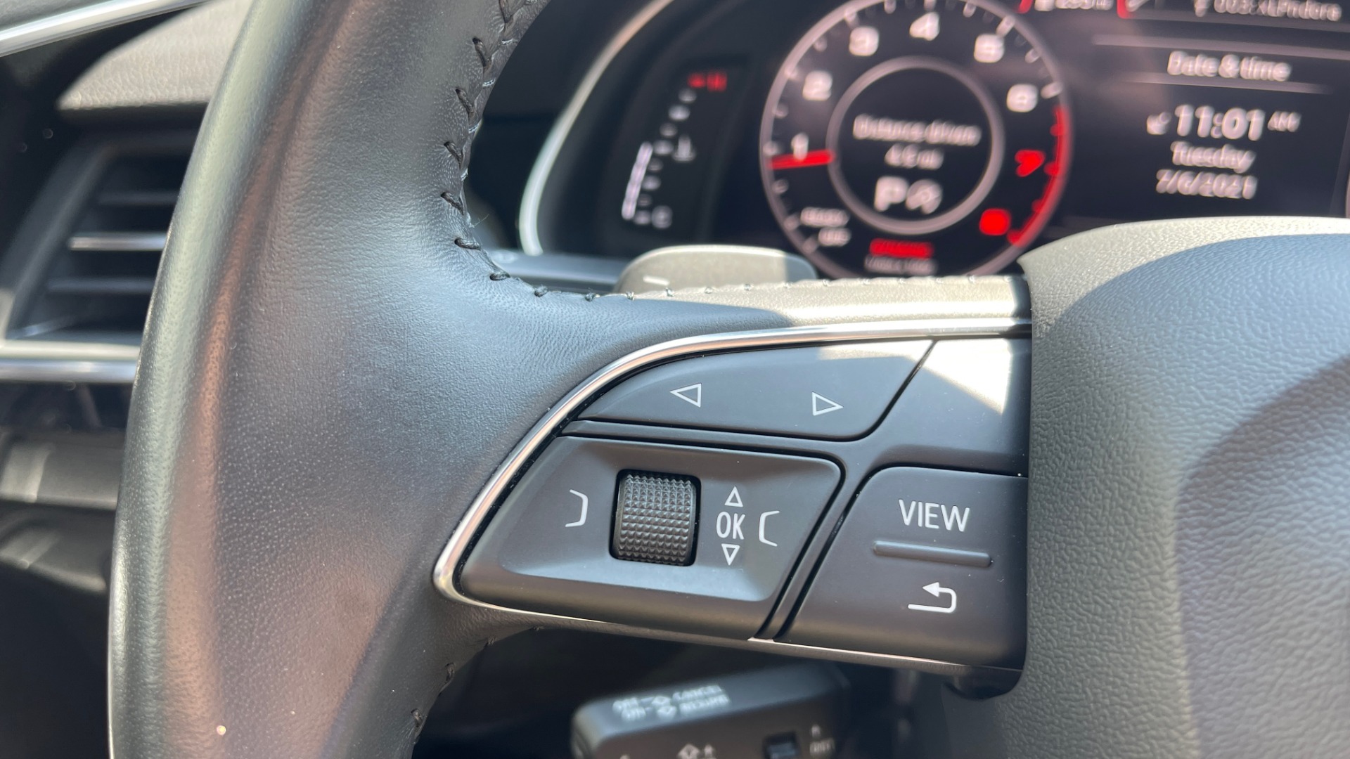 Used 2018 Audi Q7 PRESTIGE TIPTRONIC / NAV / SUNROOF / ADAPTIVE PKG / DRVR ASST / CLD WTHR / for sale Sold at Formula Imports in Charlotte NC 28227 39
