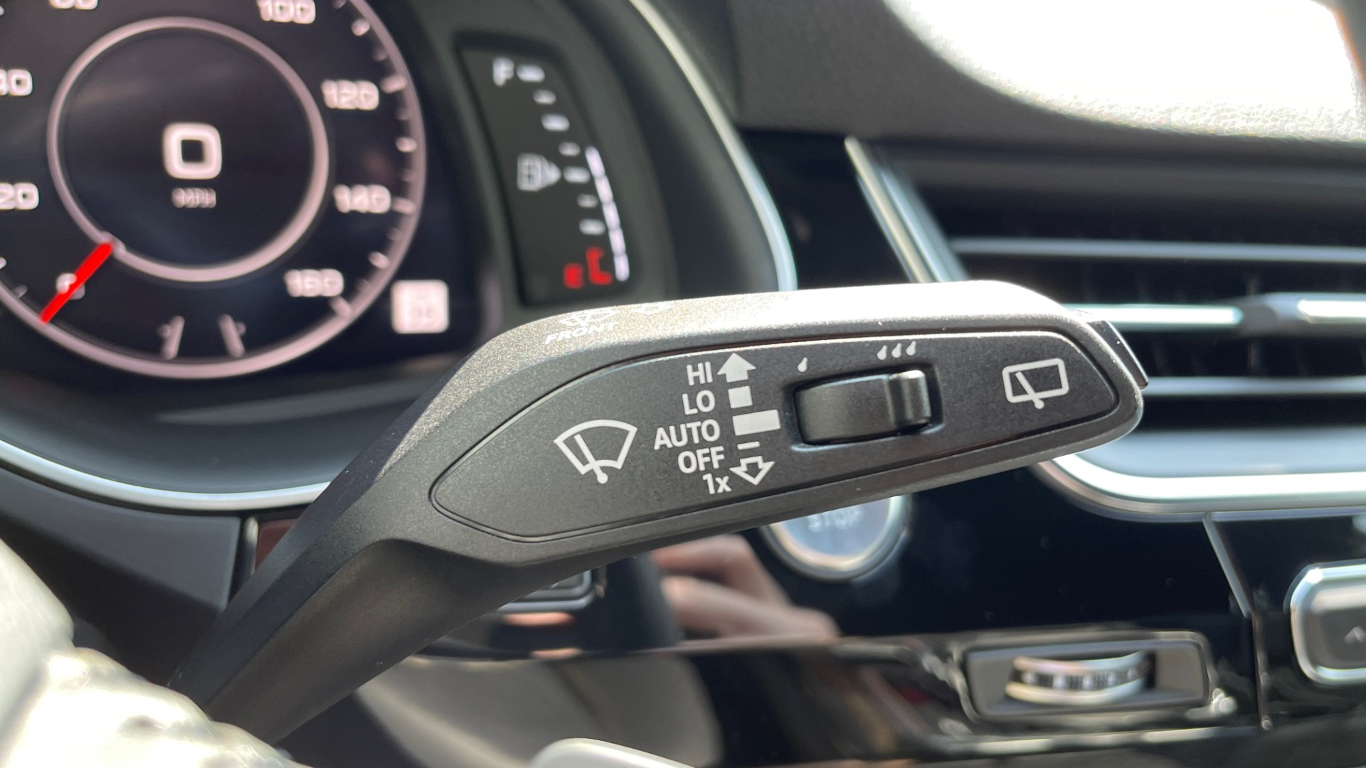 Used 2018 Audi Q7 PRESTIGE TIPTRONIC / NAV / SUNROOF / ADAPTIVE PKG / DRVR ASST / CLD WTHR / for sale Sold at Formula Imports in Charlotte NC 28227 41