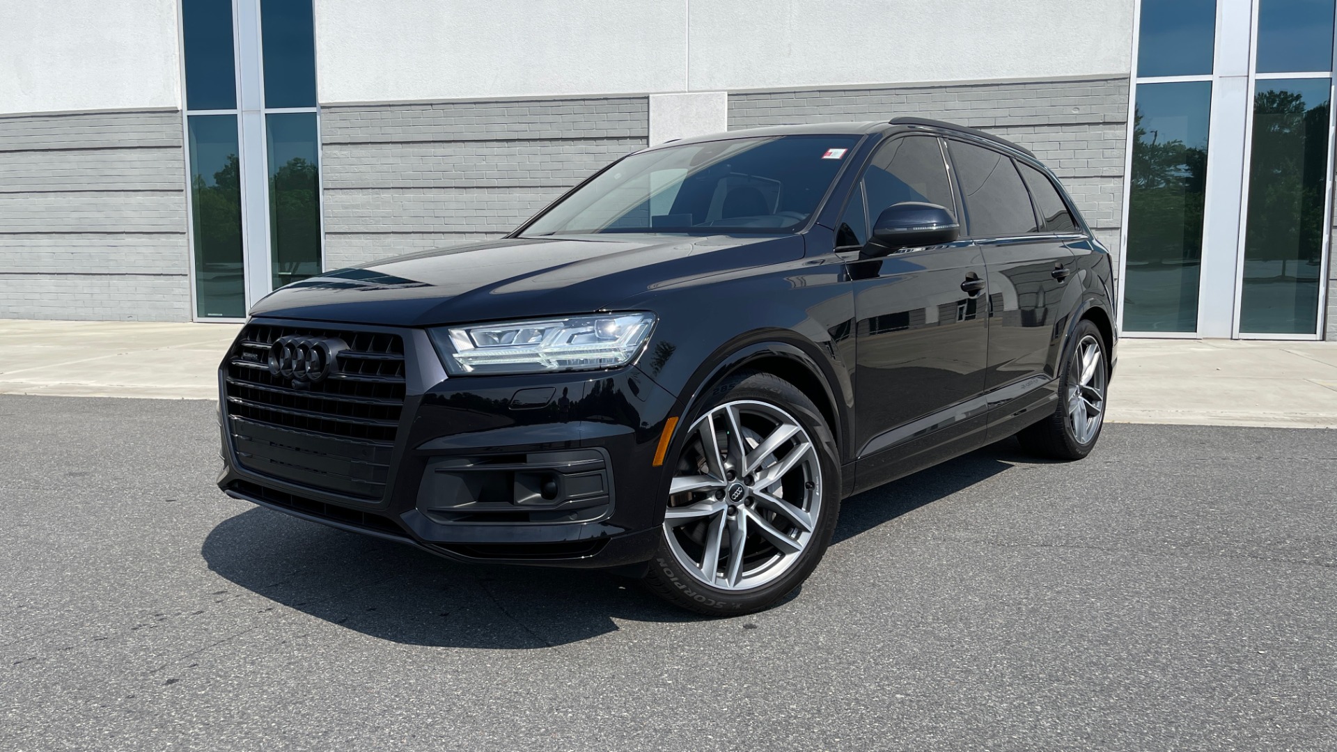Used 2018 Audi Q7 PRESTIGE TIPTRONIC / NAV / SUNROOF / ADAPTIVE PKG / DRVR ASST / CLD WTHR / for sale Sold at Formula Imports in Charlotte NC 28227 1
