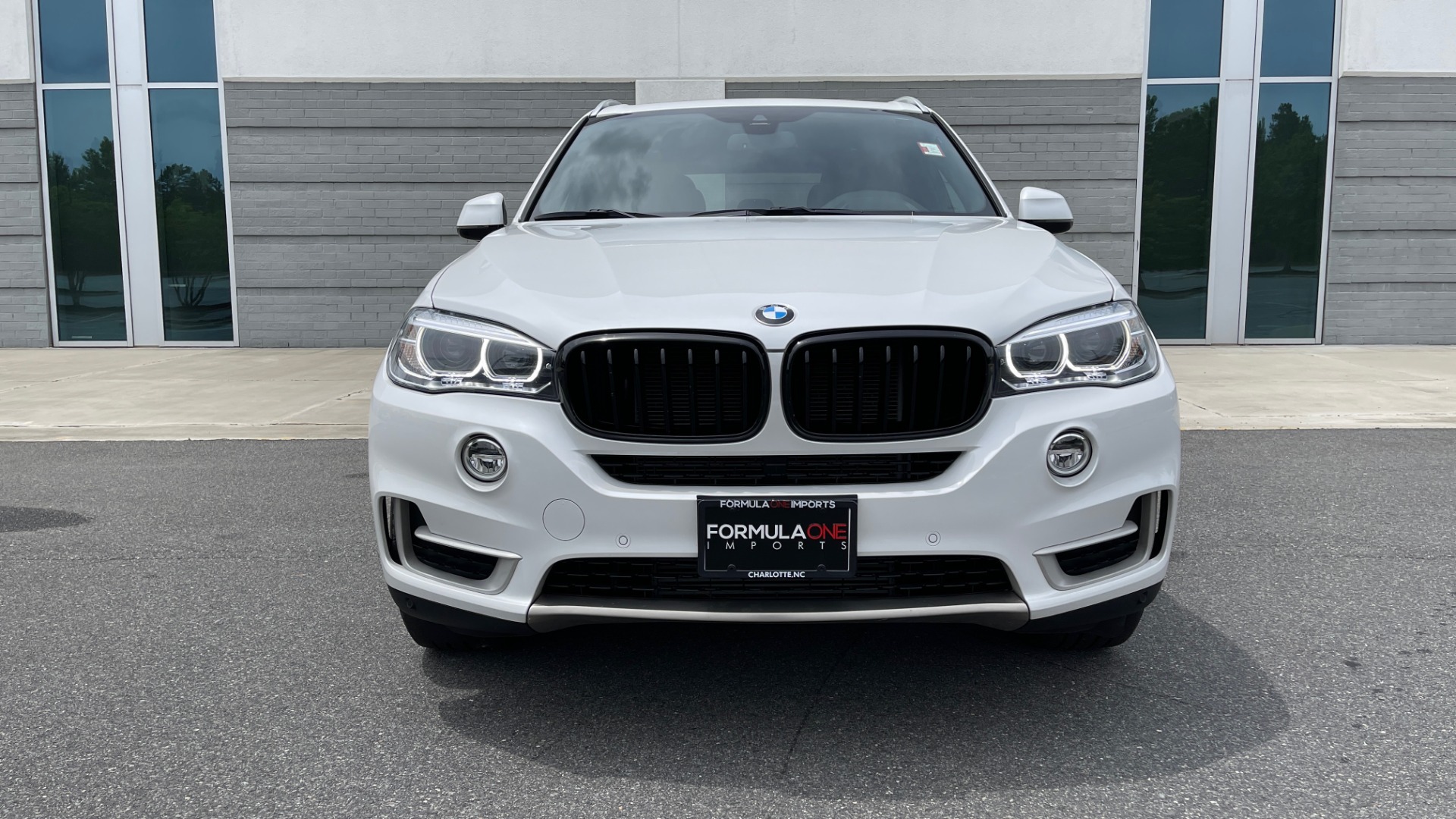Used 2018 BMW X5 XDRIVE35I PREMIUM / DRVR ASST / HTD STRNG WHL / REARVIEW for sale Sold at Formula Imports in Charlotte NC 28227 10