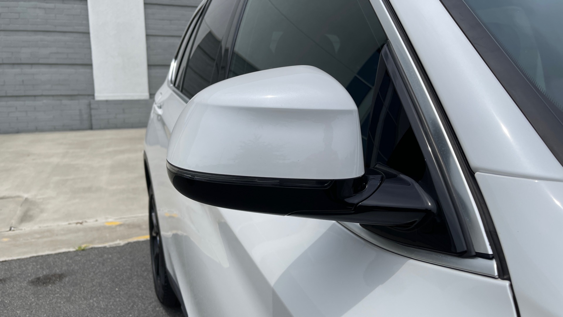 Used 2018 BMW X5 XDRIVE35I PREMIUM / DRVR ASST / HTD STRNG WHL / REARVIEW for sale Sold at Formula Imports in Charlotte NC 28227 14
