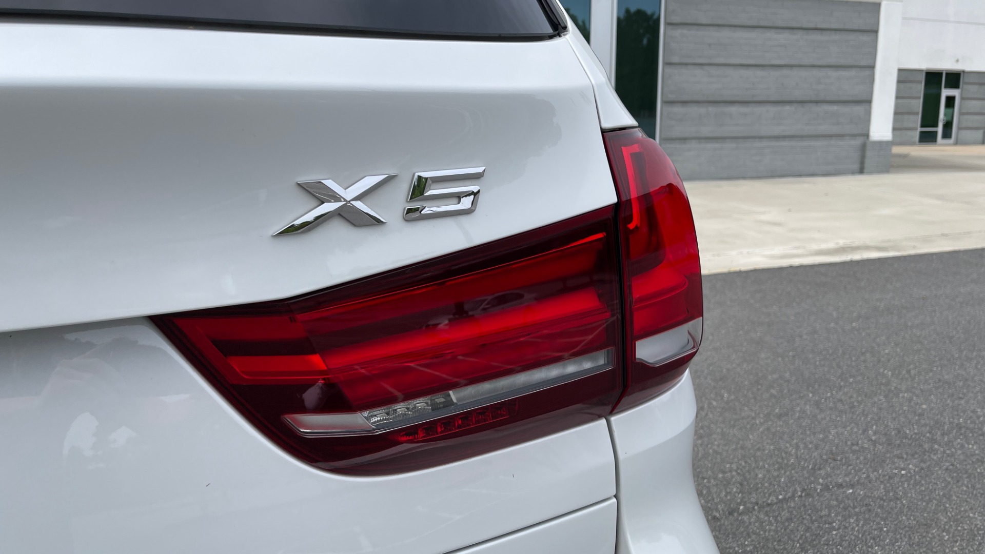 Used 2018 BMW X5 XDRIVE35I PREMIUM / DRVR ASST / HTD STRNG WHL / REARVIEW for sale Sold at Formula Imports in Charlotte NC 28227 23