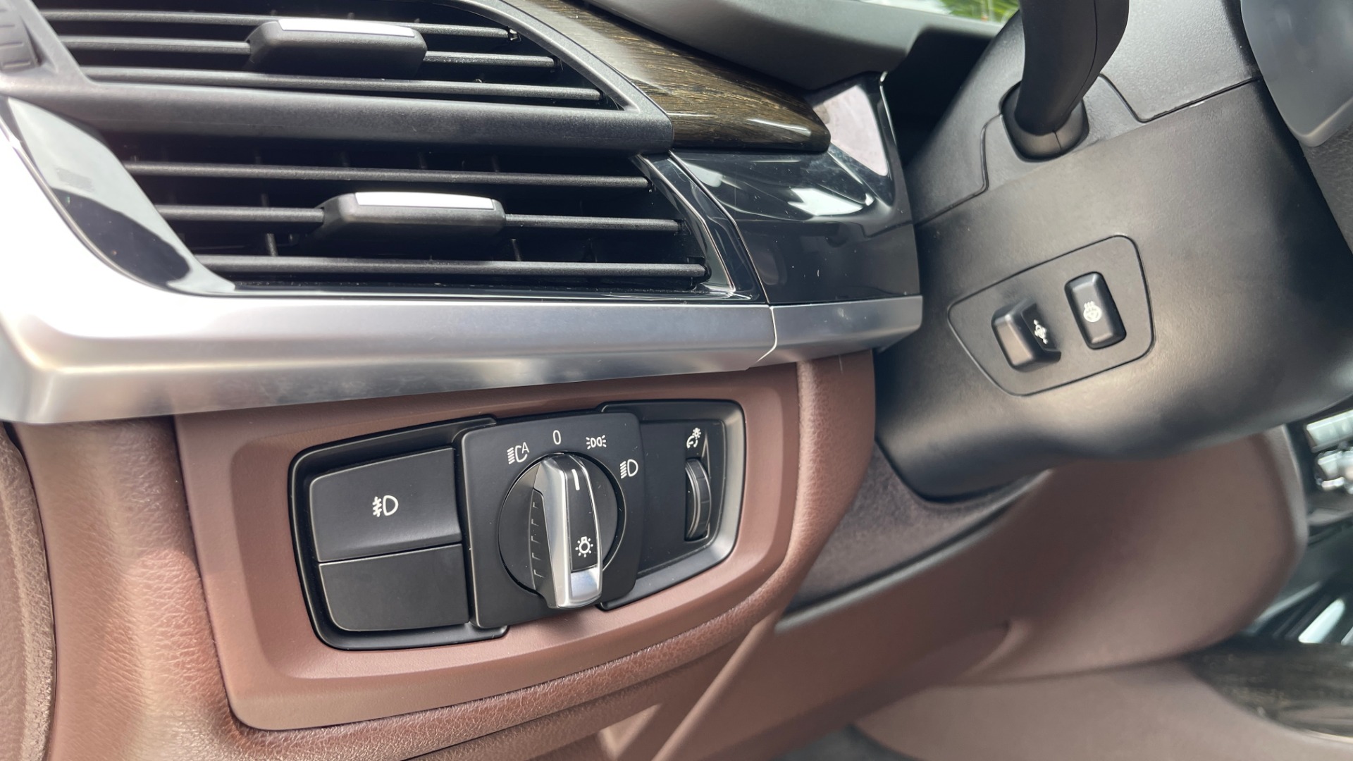 Used 2018 BMW X5 XDRIVE35I PREMIUM / DRVR ASST / HTD STRNG WHL / REARVIEW for sale Sold at Formula Imports in Charlotte NC 28227 30