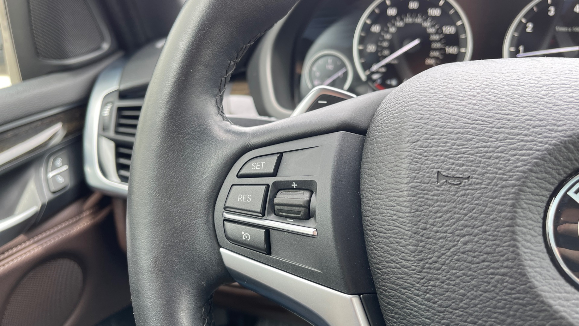 Used 2018 BMW X5 XDRIVE35I PREMIUM / DRVR ASST / HTD STRNG WHL / REARVIEW for sale Sold at Formula Imports in Charlotte NC 28227 35