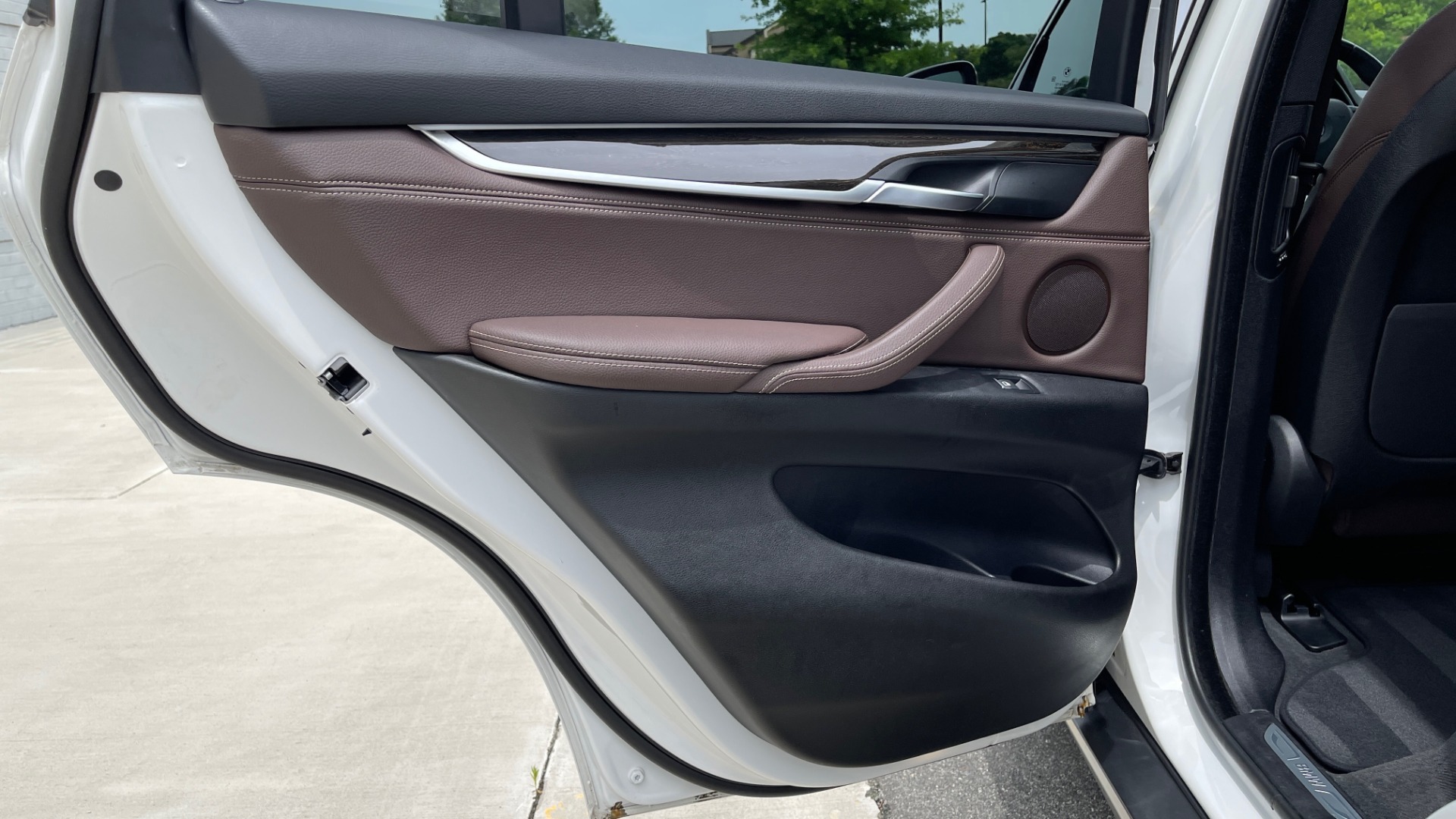 Used 2018 BMW X5 XDRIVE35I PREMIUM / DRVR ASST / HTD STRNG WHL / REARVIEW for sale Sold at Formula Imports in Charlotte NC 28227 49