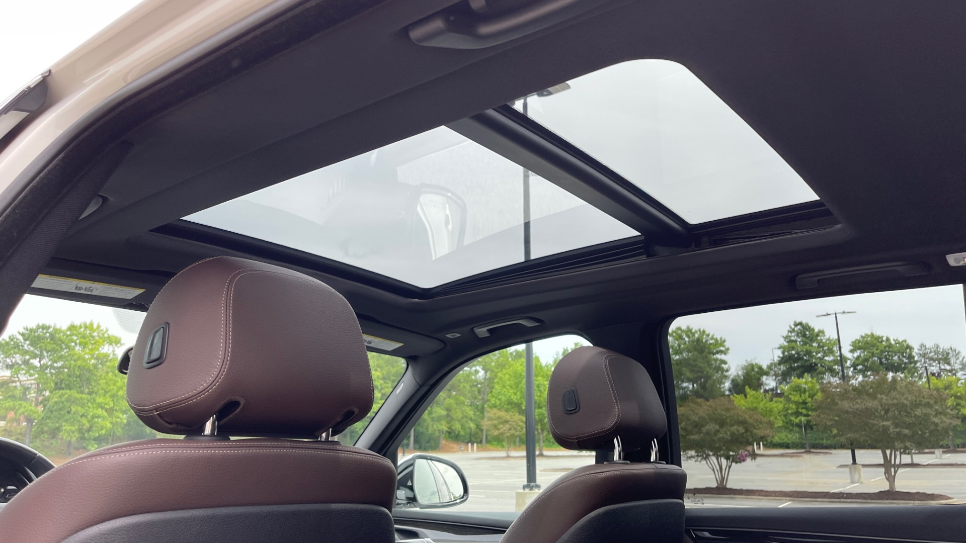 Used 2018 BMW X5 XDRIVE35I PREMIUM / DRVR ASST / HTD STRNG WHL / REARVIEW for sale Sold at Formula Imports in Charlotte NC 28227 52