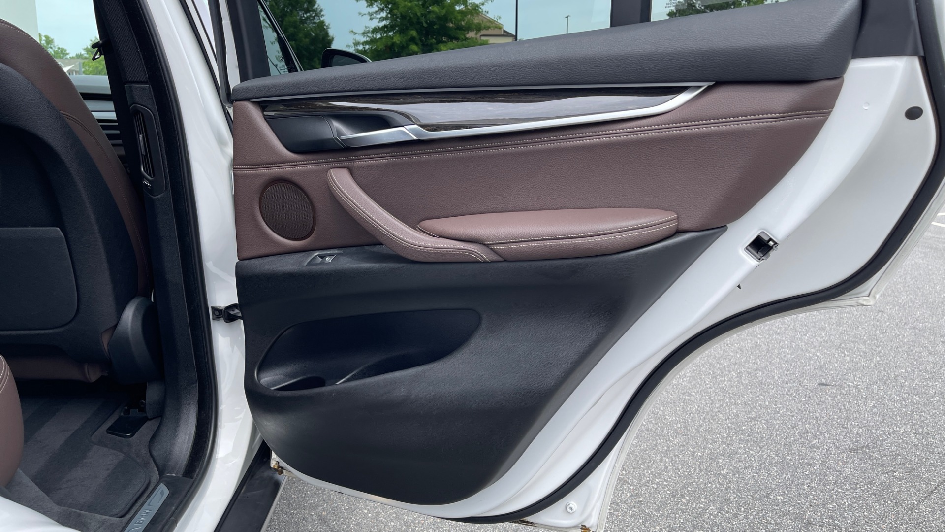 Used 2018 BMW X5 XDRIVE35I PREMIUM / DRVR ASST / HTD STRNG WHL / REARVIEW for sale Sold at Formula Imports in Charlotte NC 28227 56