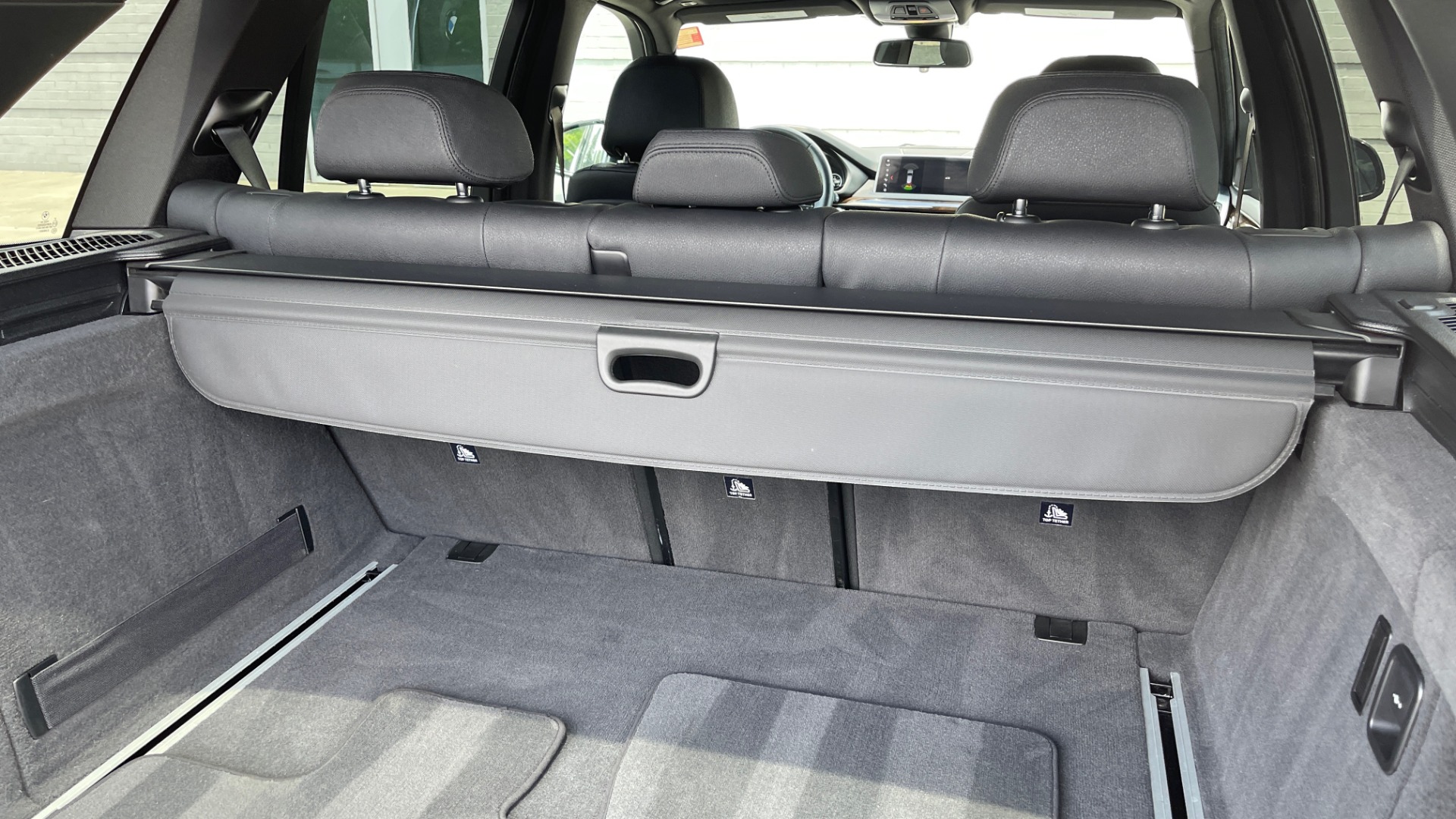 Used 2018 BMW X5 XDRIVE35I PREMIUM / DRVR ASST / WIRELESS CHARGING / CAMERAS for sale Sold at Formula Imports in Charlotte NC 28227 26