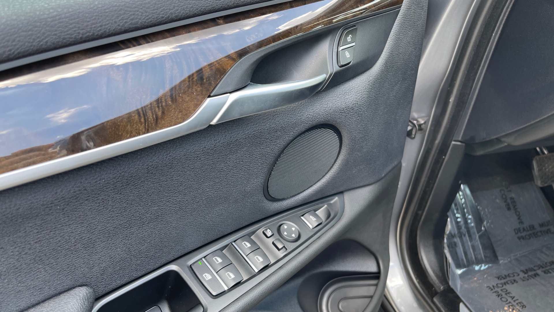 Used 2018 BMW X5 XDRIVE35I PREMIUM / DRVR ASST / WIRELESS CHARGING / CAMERAS for sale Sold at Formula Imports in Charlotte NC 28227 35