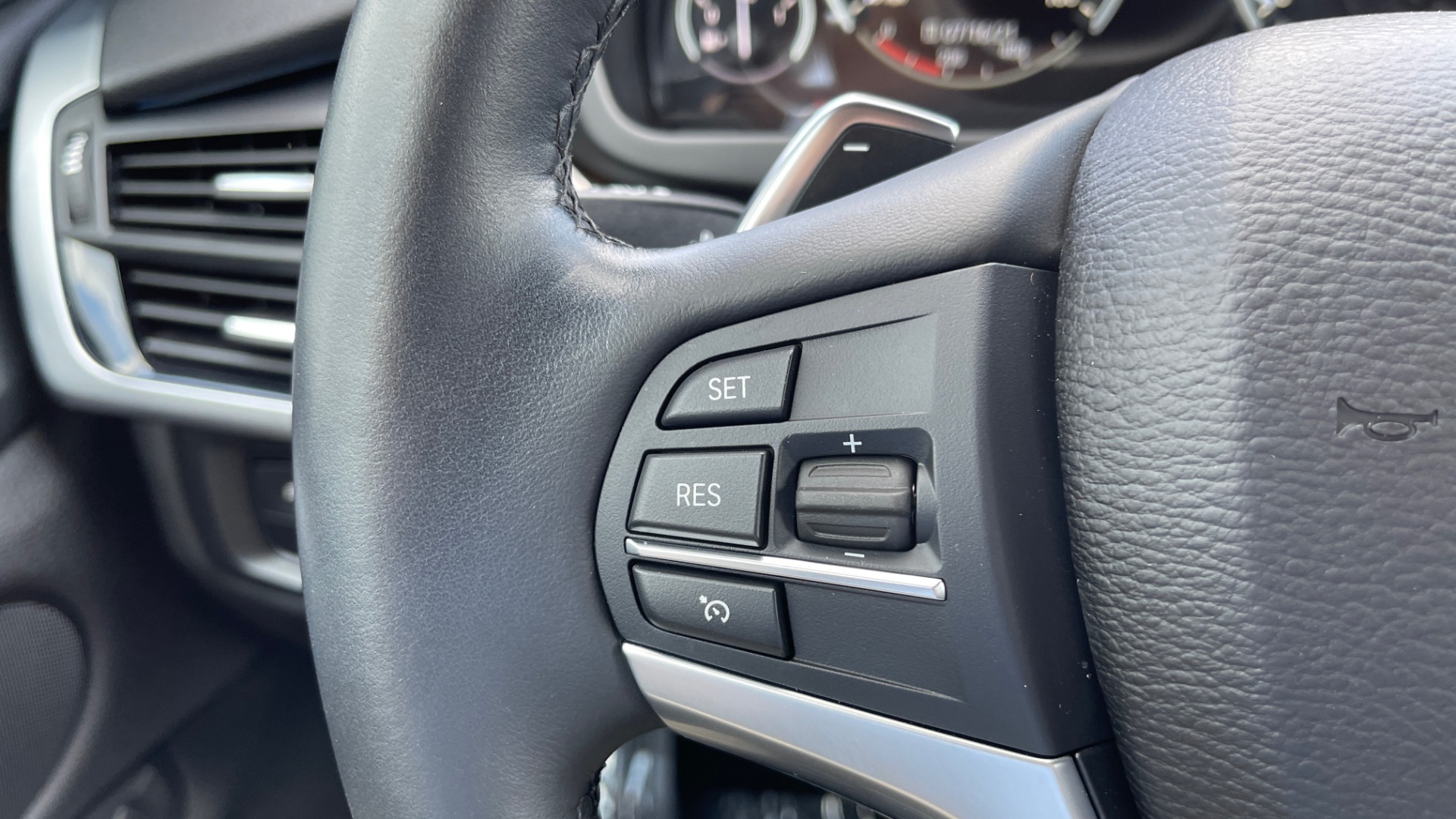 Used 2018 BMW X5 XDRIVE35I PREMIUM / DRVR ASST / WIRELESS CHARGING / CAMERAS for sale Sold at Formula Imports in Charlotte NC 28227 43
