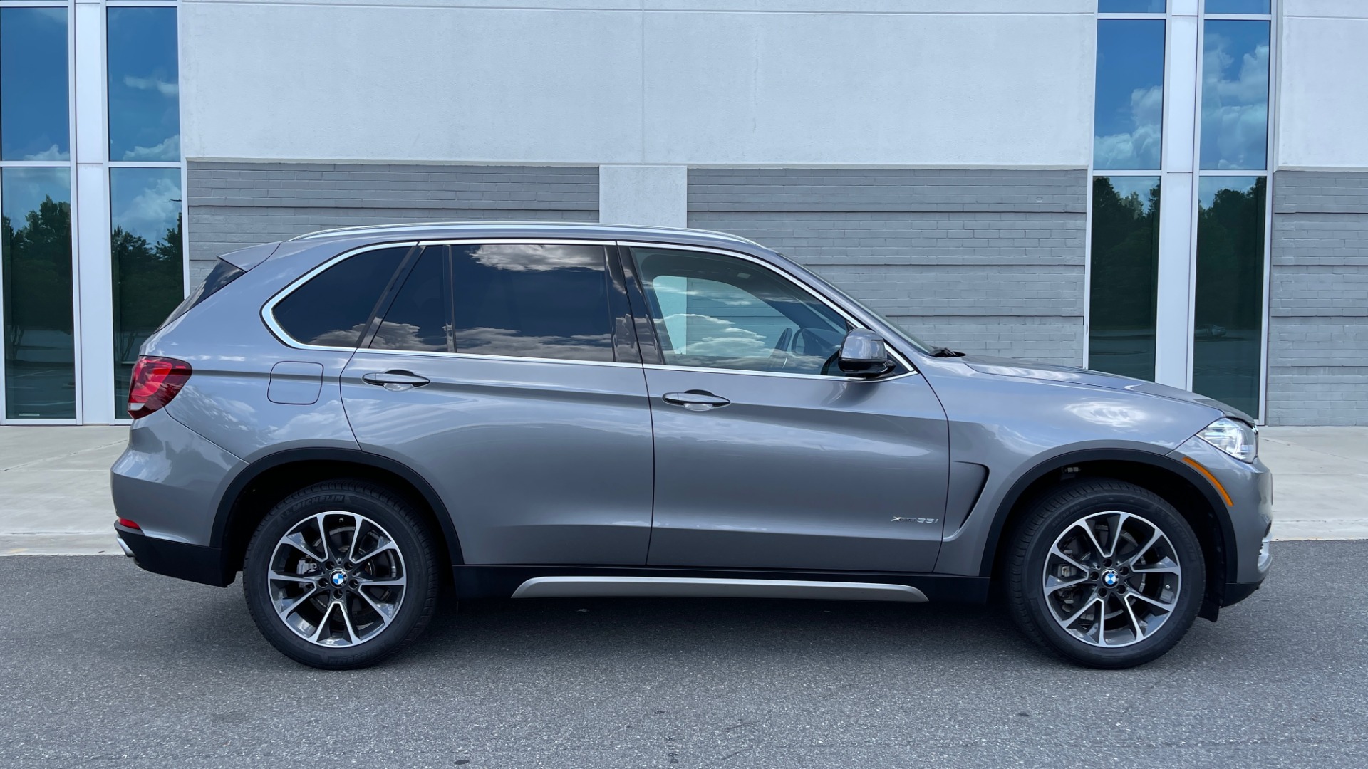 Used 2018 BMW X5 XDRIVE35I PREMIUM / DRVR ASST / WIRELESS CHARGING / CAMERAS for sale Sold at Formula Imports in Charlotte NC 28227 7
