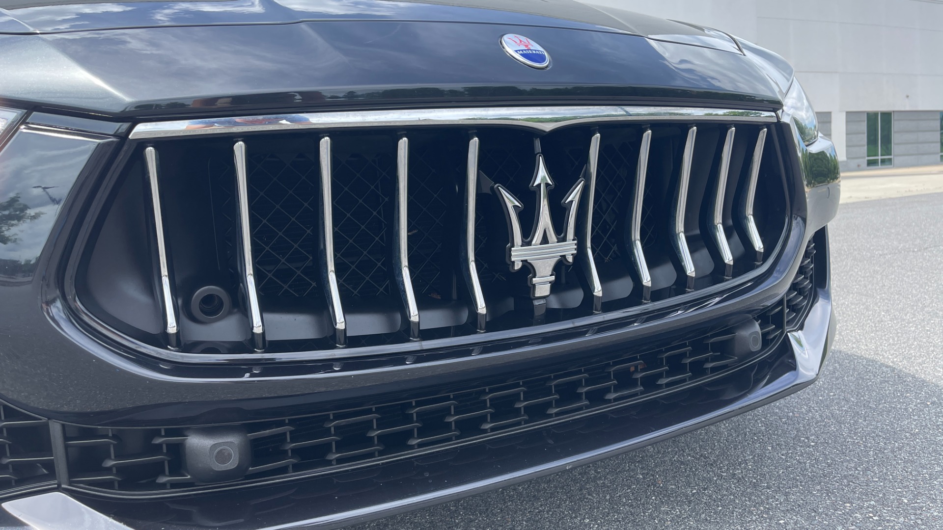 Used 2018 Maserati GHIBLI S Q4 SEDAN / AWD / 3.0L V6 / SUNROOF / NAV / REARVIEW for sale $51,995 at Formula Imports in Charlotte NC 28227 13