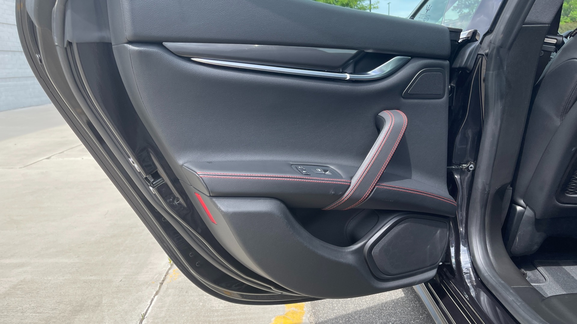 Used 2018 Maserati GHIBLI S Q4 SEDAN / AWD / 3.0L V6 / SUNROOF / NAV / REARVIEW for sale Sold at Formula Imports in Charlotte NC 28227 46