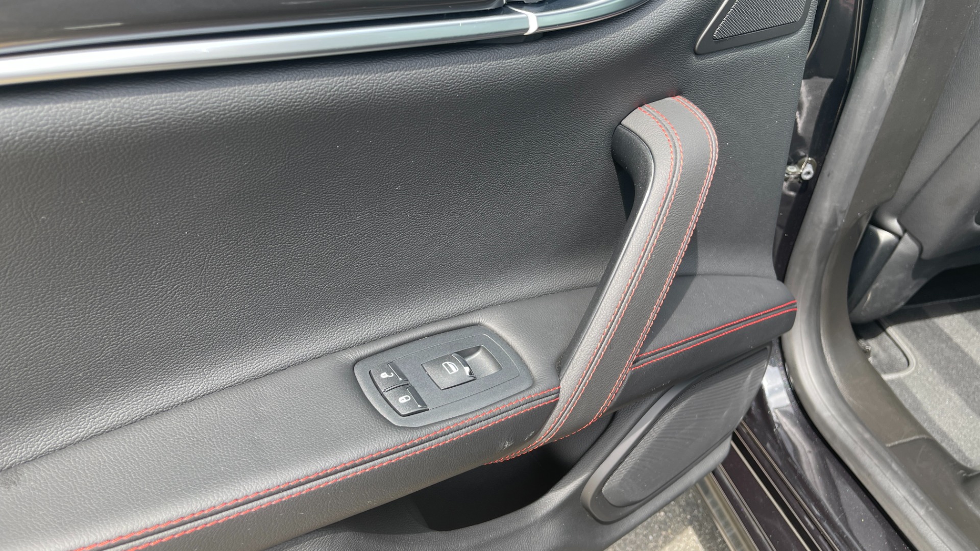 Used 2018 Maserati GHIBLI S Q4 SEDAN / AWD / 3.0L V6 / SUNROOF / NAV / REARVIEW for sale Sold at Formula Imports in Charlotte NC 28227 47