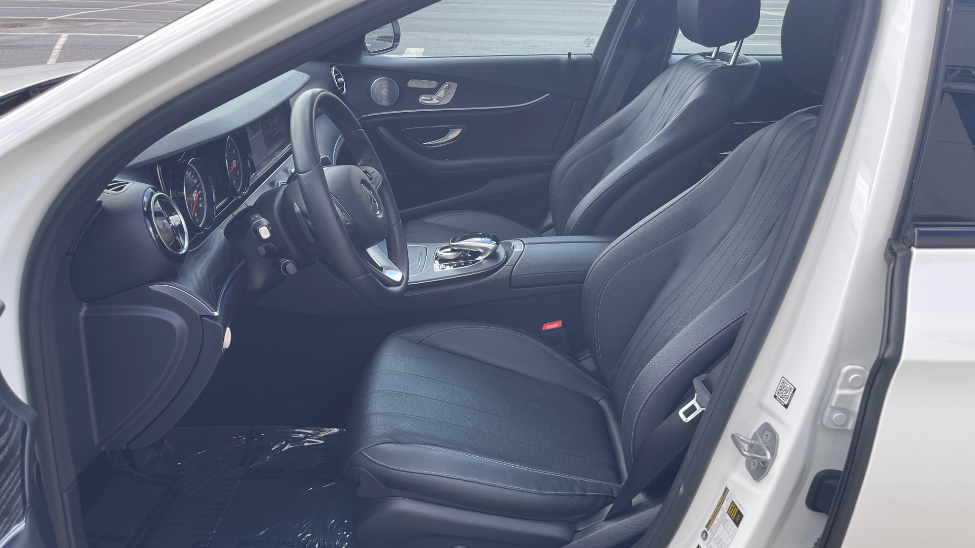 Used 2018 Mercedes-Benz E-CLASS E 300 PREMIUM / NIGHT PKG / PANO-ROOF / BURMESTER / REARVIEW for sale Sold at Formula Imports in Charlotte NC 28227 40