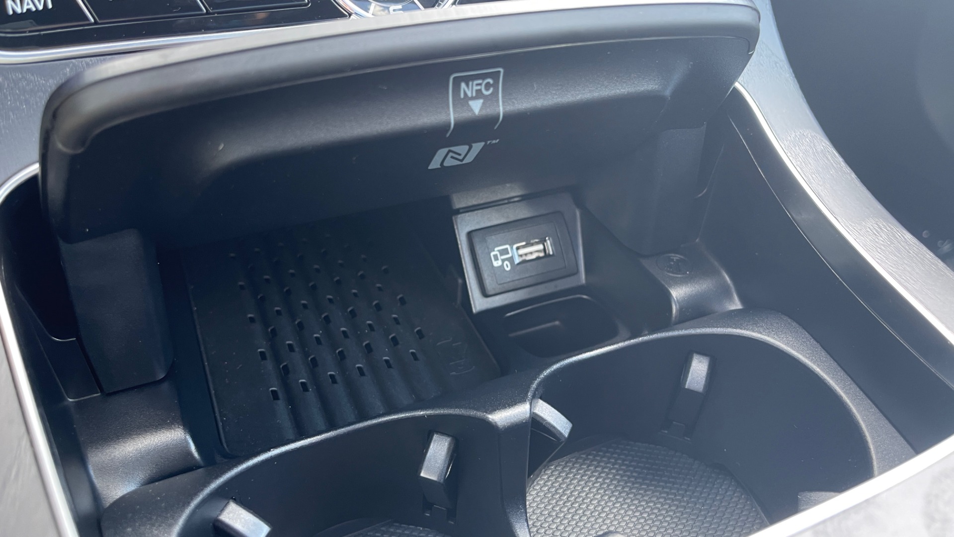 Used 2018 Mercedes-Benz E-CLASS E 300 PREMIUM / NIGHT PKG / PANO-ROOF / BURMESTER / REARVIEW for sale Sold at Formula Imports in Charlotte NC 28227 50