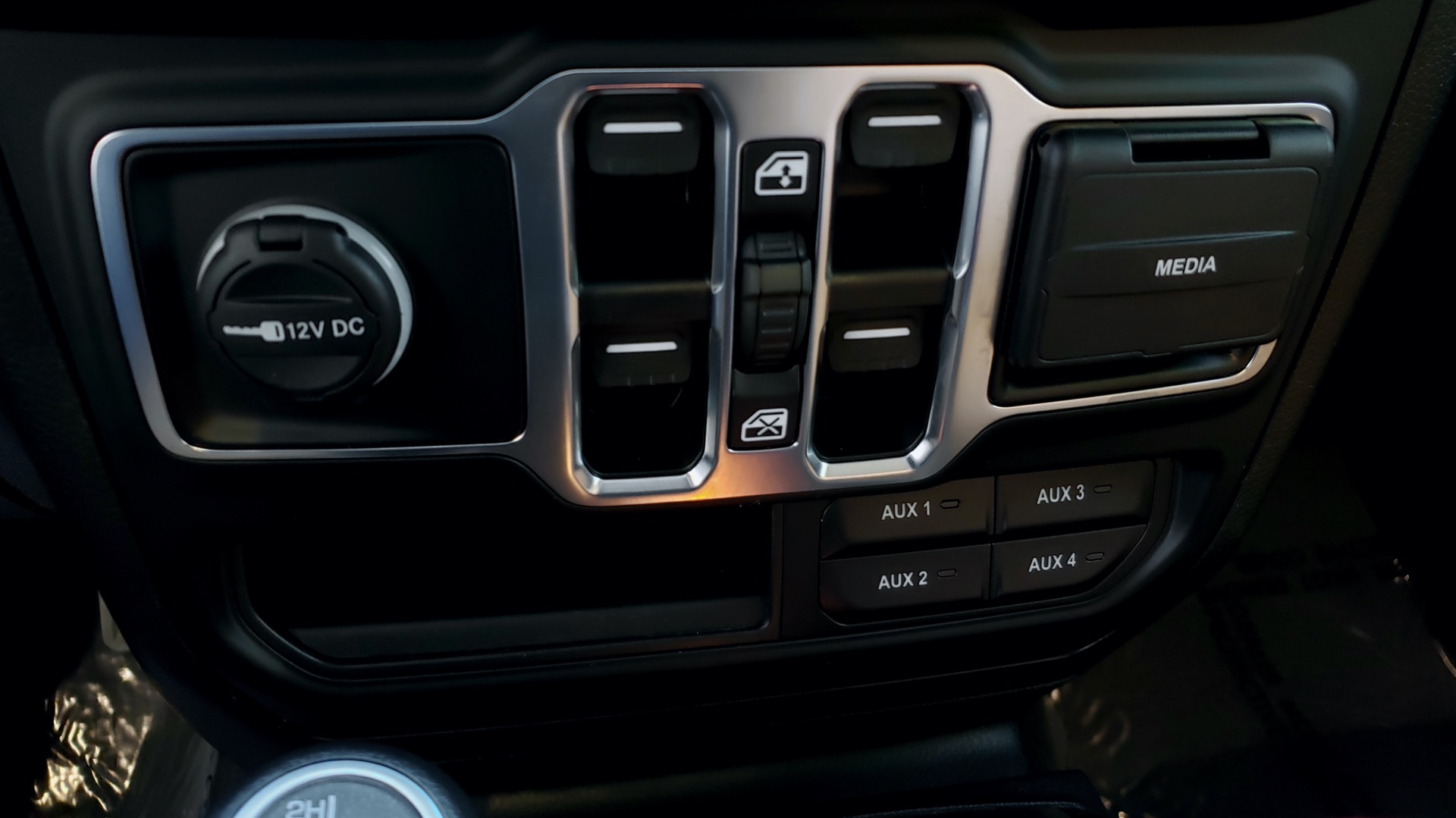 Used 2020 Jeep GLADIATOR SPORT S 4X4 / FREEDOM TOP / NAV / ALPINE / COLD WTHR for sale Sold at Formula Imports in Charlotte NC 28227 44