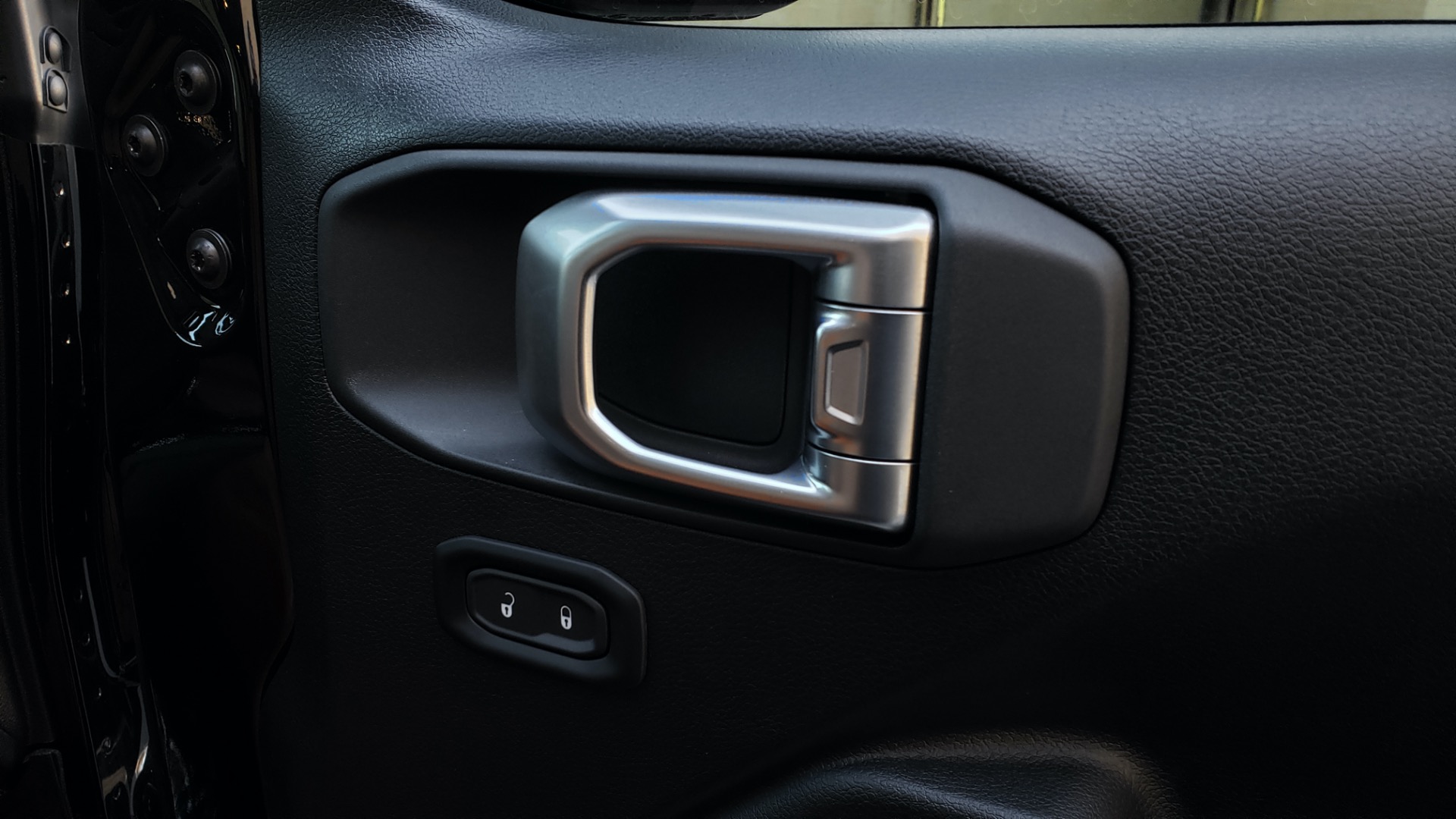 Used 2020 Jeep GLADIATOR SPORT S 4X4 / FREEDOM TOP / NAV / ALPINE / COLD WTHR for sale Sold at Formula Imports in Charlotte NC 28227 50