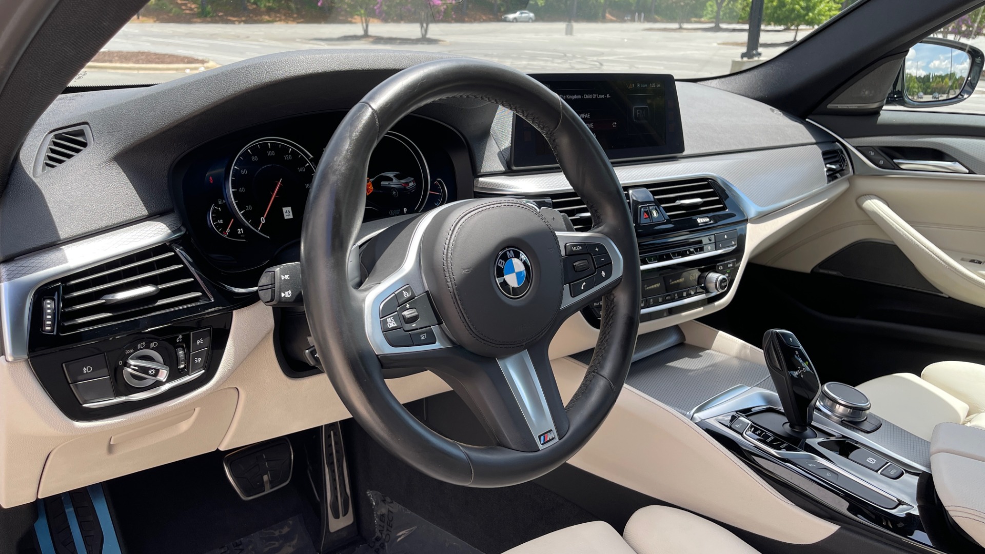 Used 2018 BMW 5 SERIES 540I M-SPORT / EXECUTIVE PKG / DRVR ASST PKG / BLIND SPOT / LANE DEPART for sale Sold at Formula Imports in Charlotte NC 28227 44