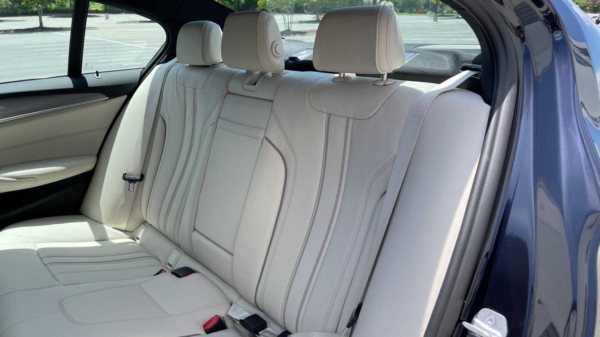 Used 2018 BMW 5 SERIES 540I M-SPORT / EXECUTIVE PKG / DRVR ASST PKG / BLIND SPOT / LANE DEPART for sale Sold at Formula Imports in Charlotte NC 28227 60