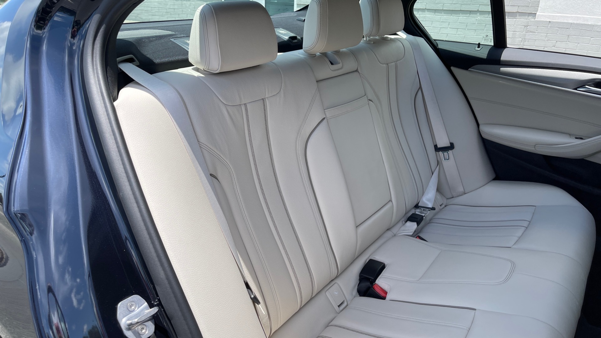 Used 2018 BMW 5 SERIES 540I M-SPORT / EXECUTIVE PKG / DRVR ASST PKG / BLIND SPOT / LANE DEPART for sale Sold at Formula Imports in Charlotte NC 28227 67
